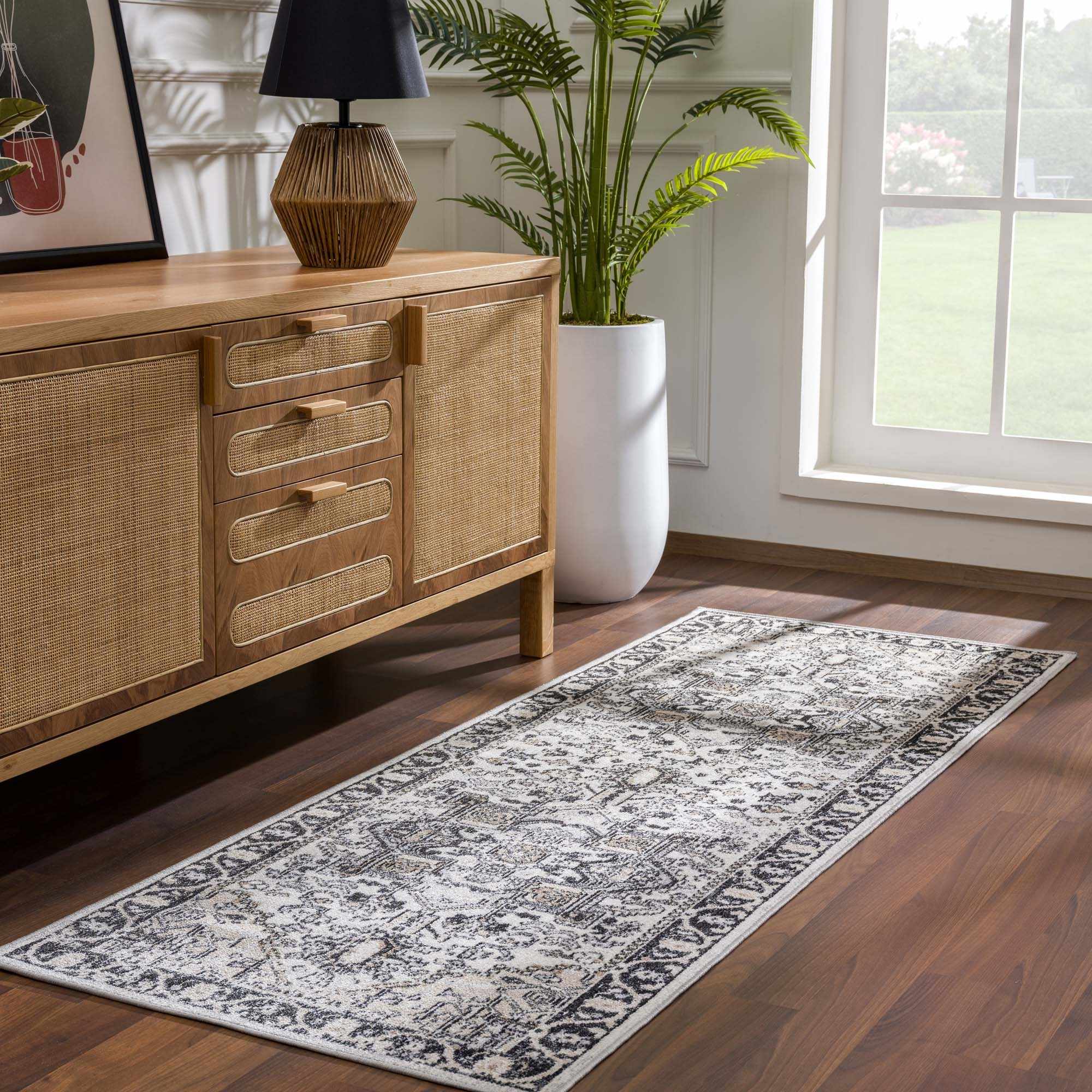Cavara Area Rug  Washable  Traditional Style, Low Pile