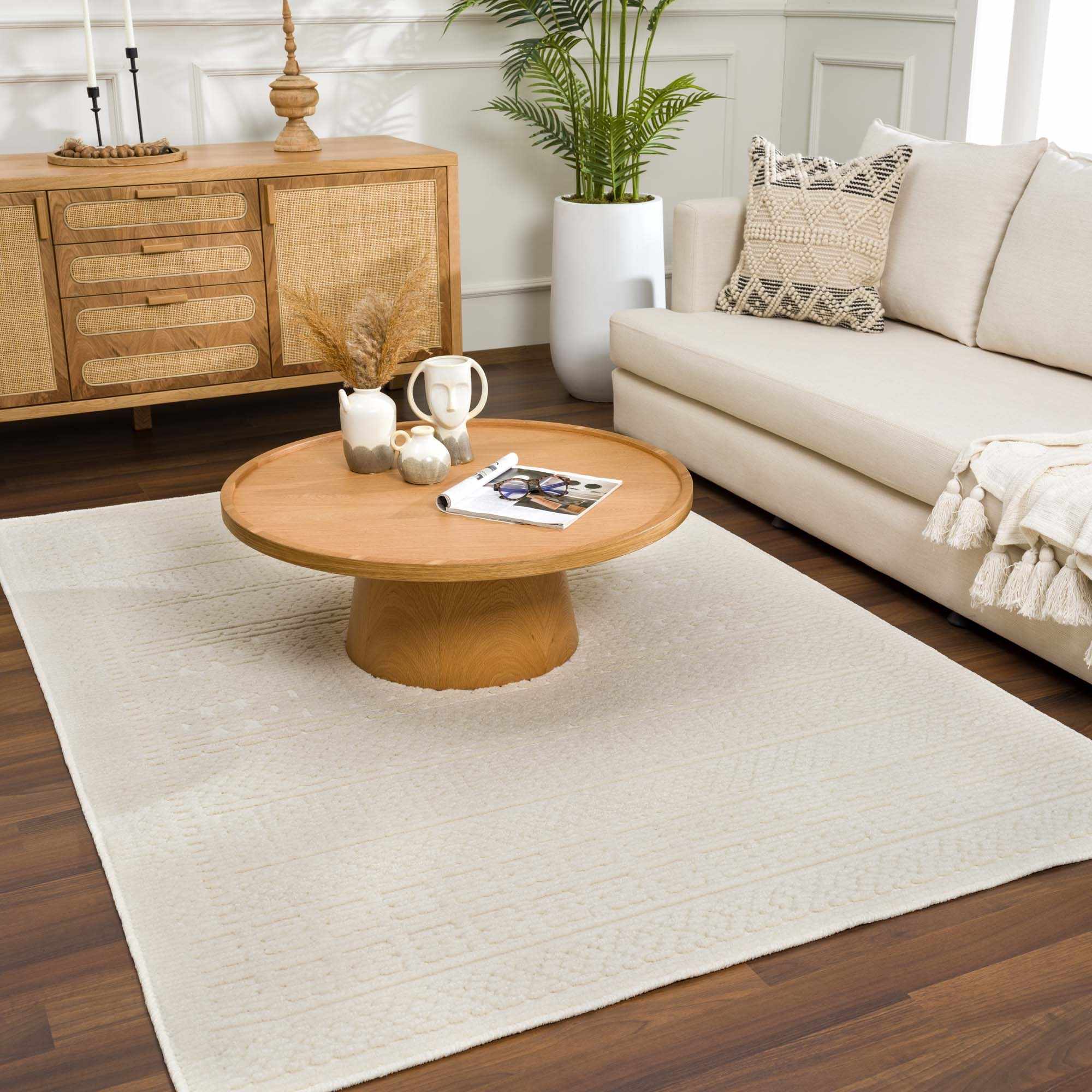 Bela Area Rug Machine Washable 70% Polypropylene, Medium Pile