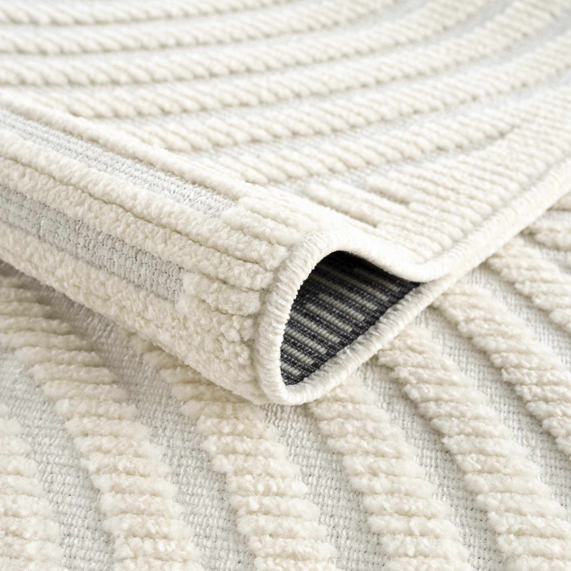 Davo 3D Rug Machine Washable Medium Pile Off-White