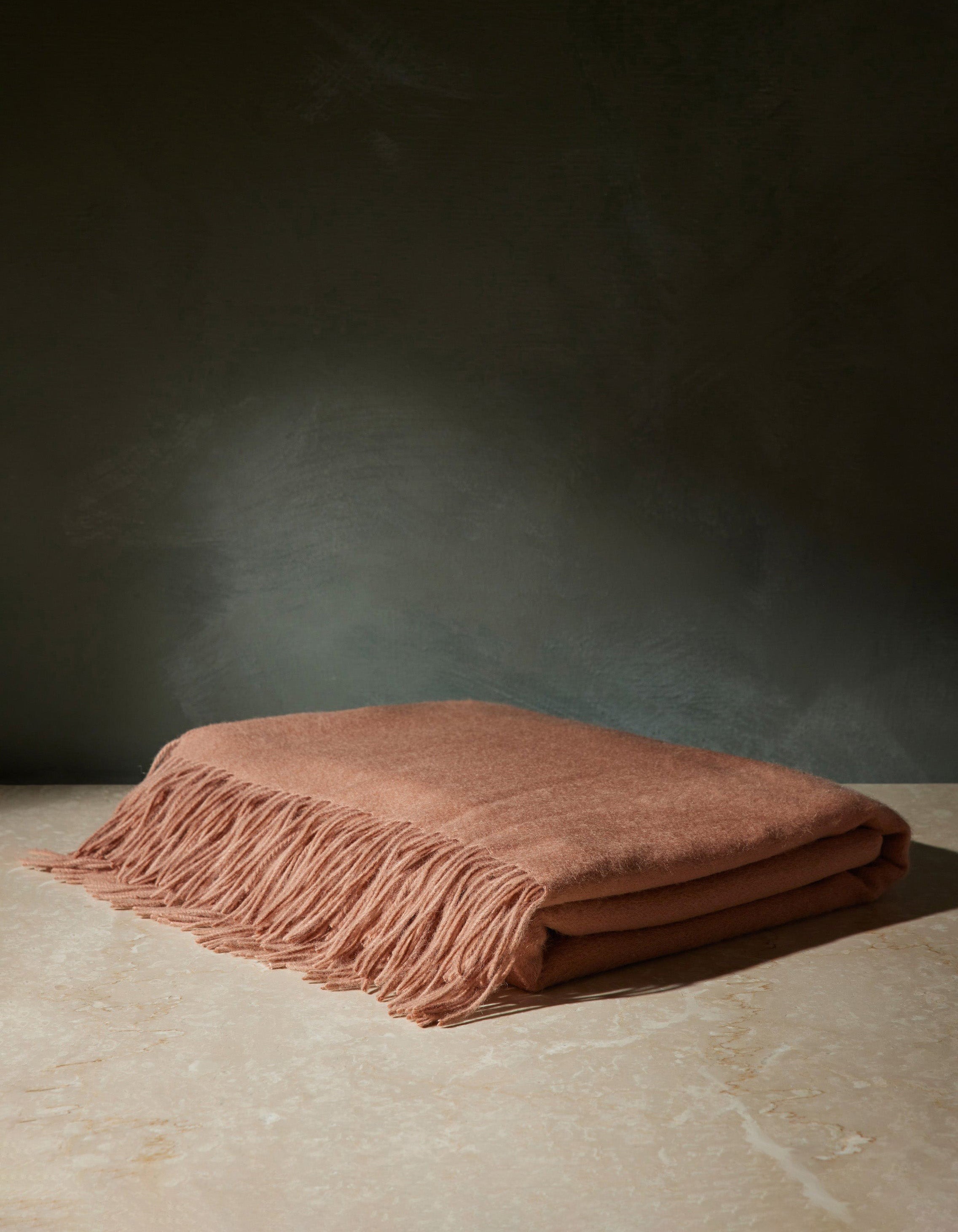 Luna Lambswool Throw | Soft, Hypoallergenic Natural Fiber