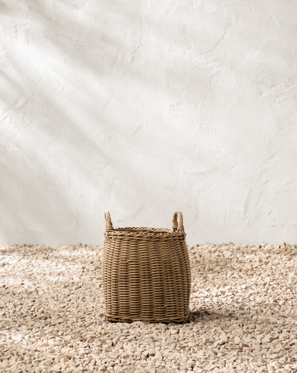 Bela Planter Basket  Lightwash Poly-Rattan with Handles
