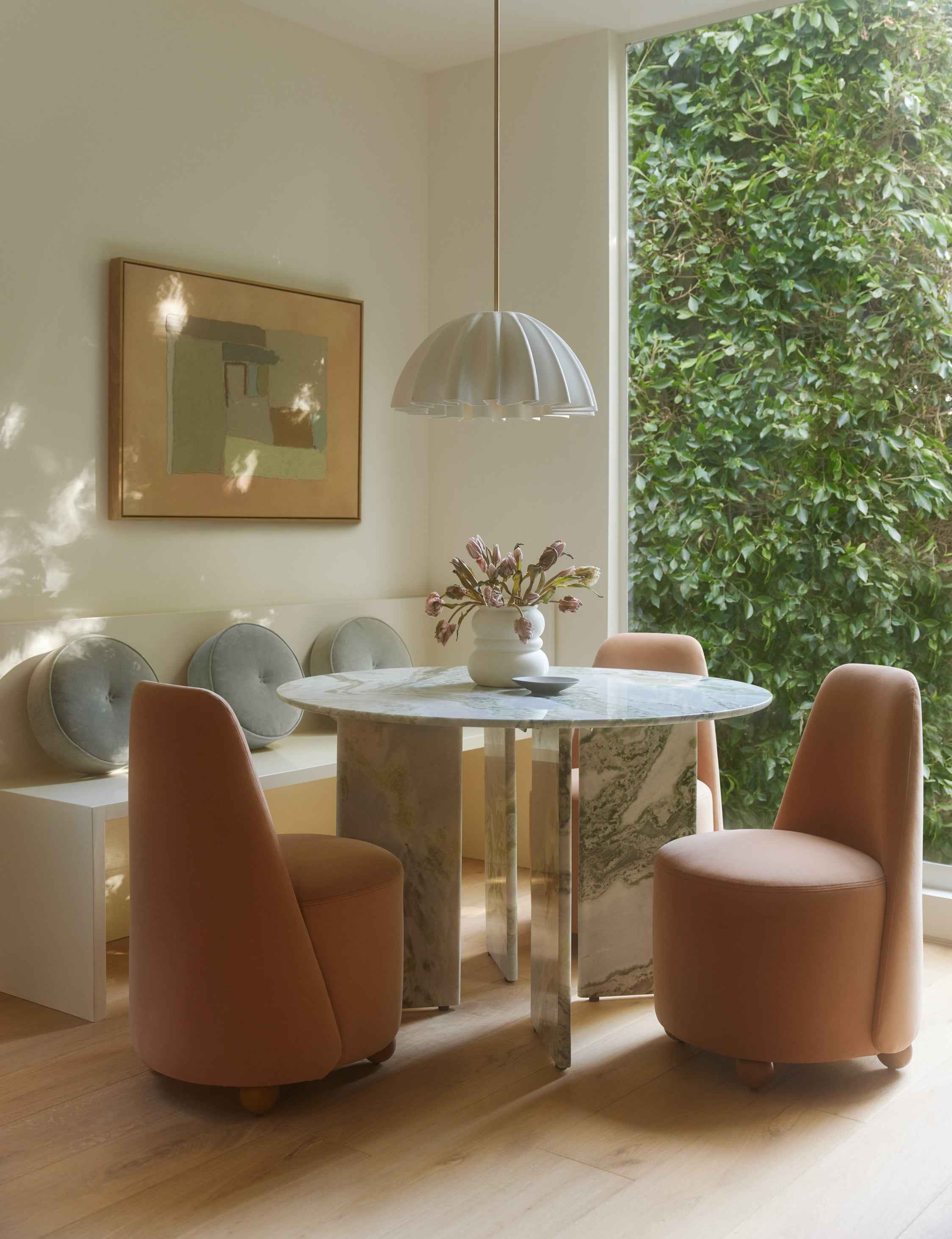 Nila Pendant Light | Oversized Pleats, Slim Black Rod