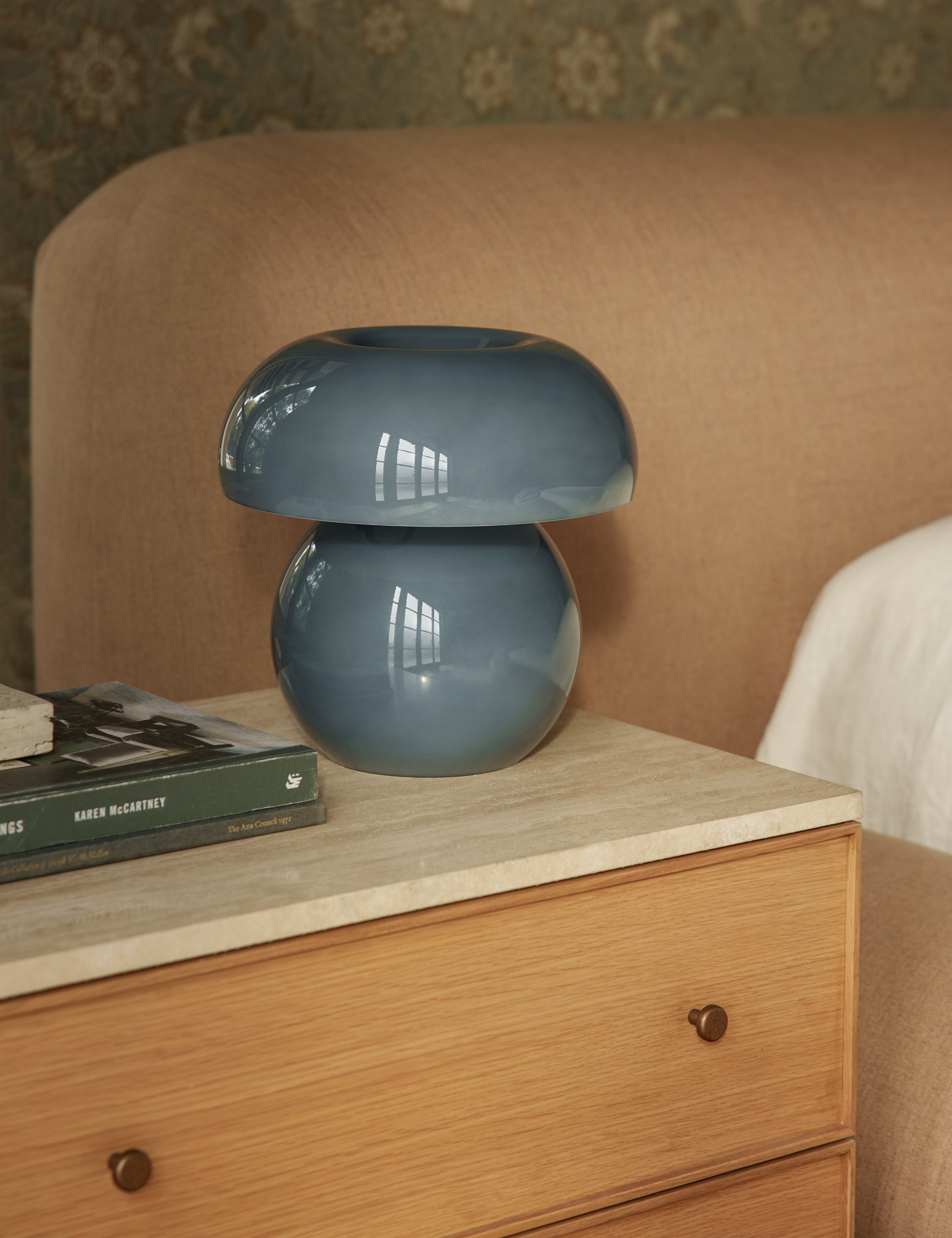 Bela Table Lamp | Mushroom-Inspired Glass, Compact Design