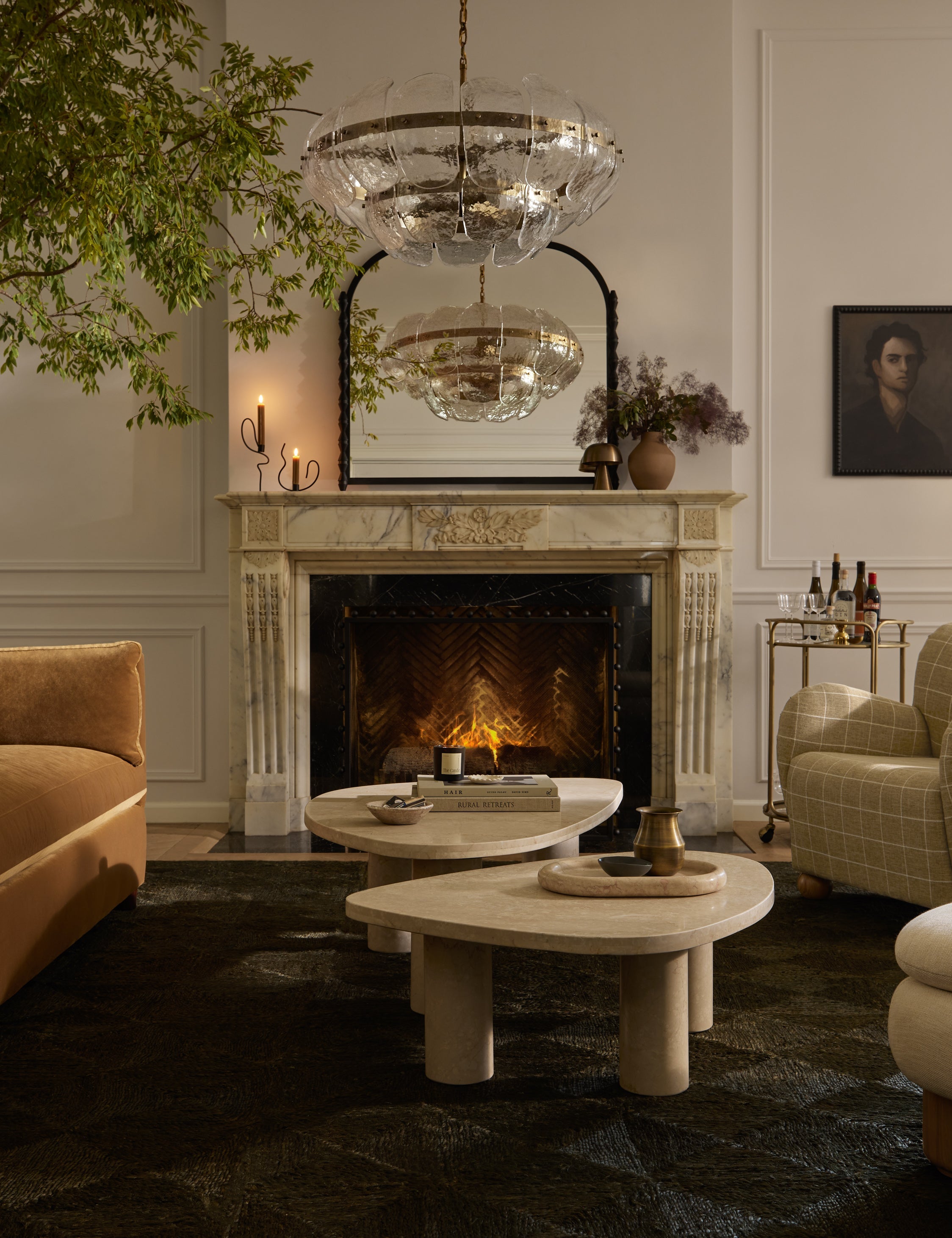 Lustre Fireplace Screen | Chic Knobbed Accents, Square Silhouette
