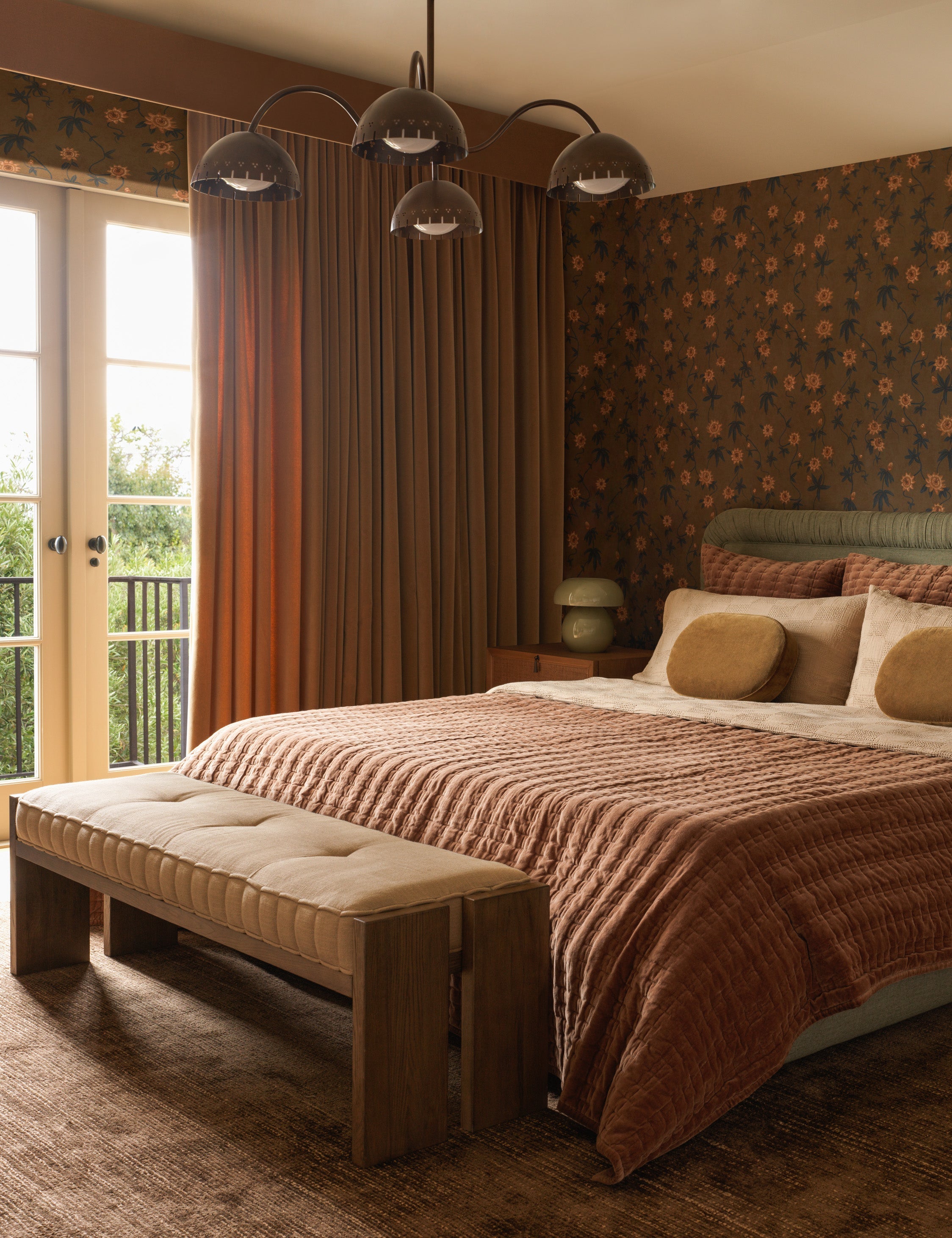 Aurelia Velvet Quilt | Luxurious Texture, Quilted Design