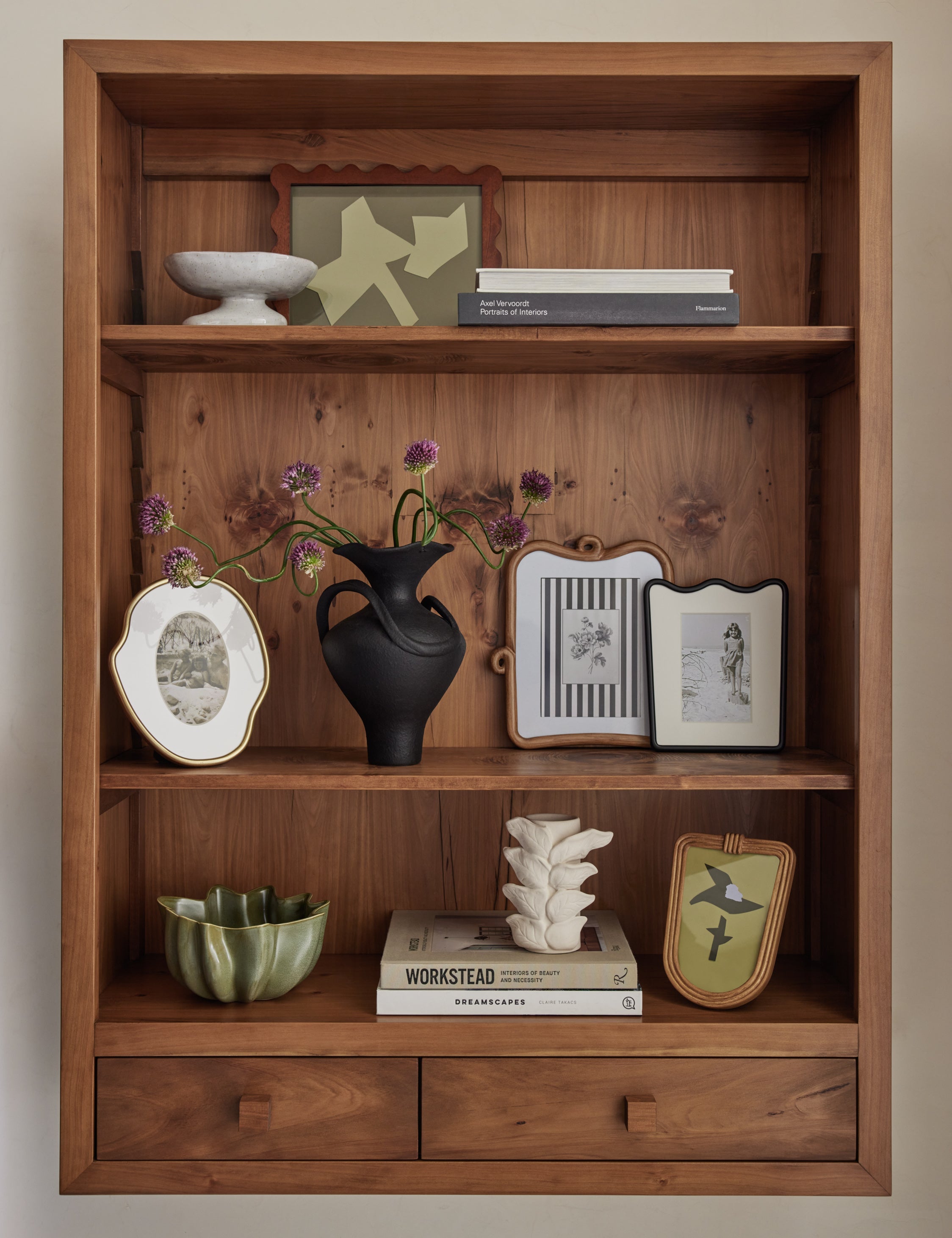 Rook Picture Frame | Chic Wavy Silhouette, Exclusive Design