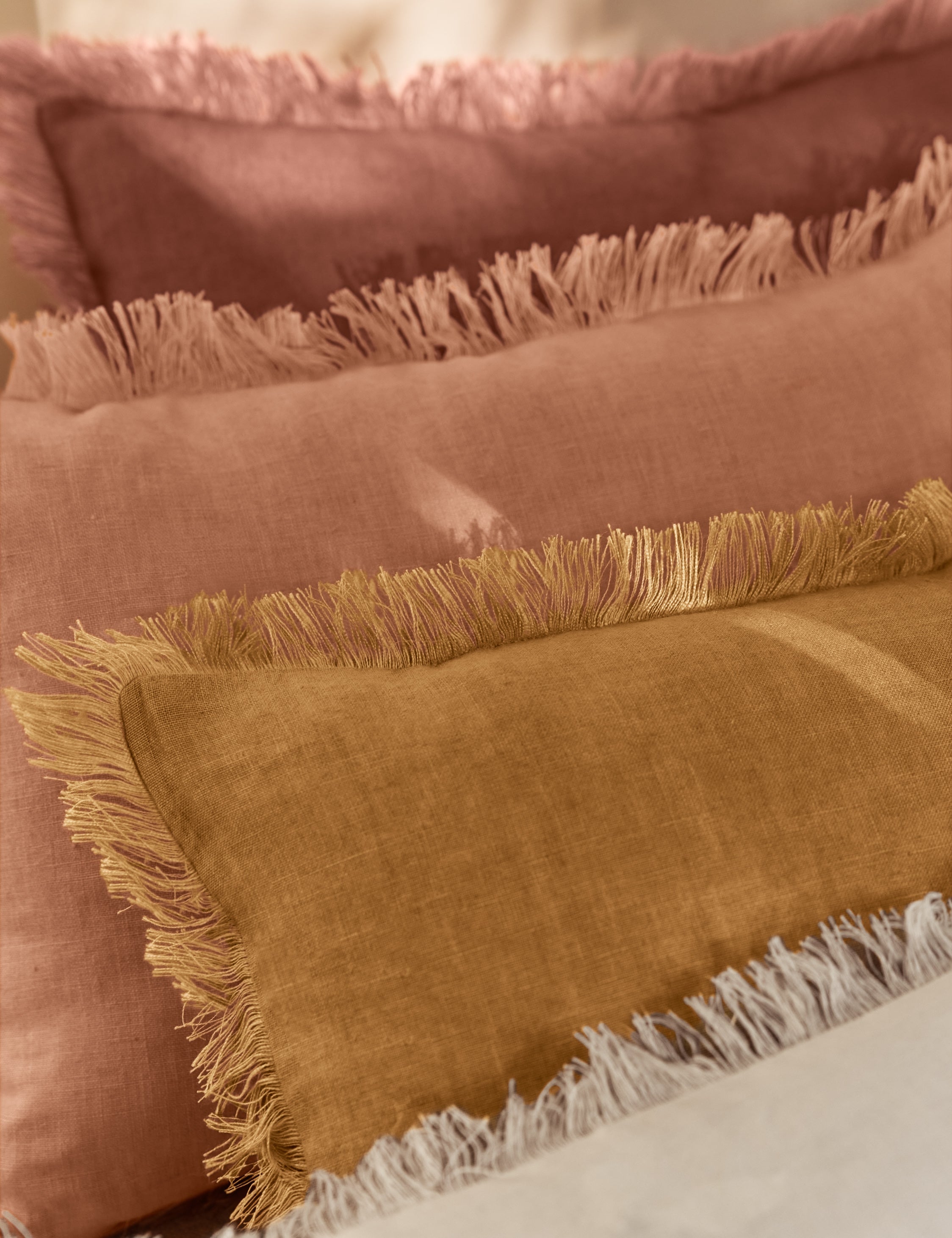 Kira Linen Pillow | Natural Fiber, Fringe Detail