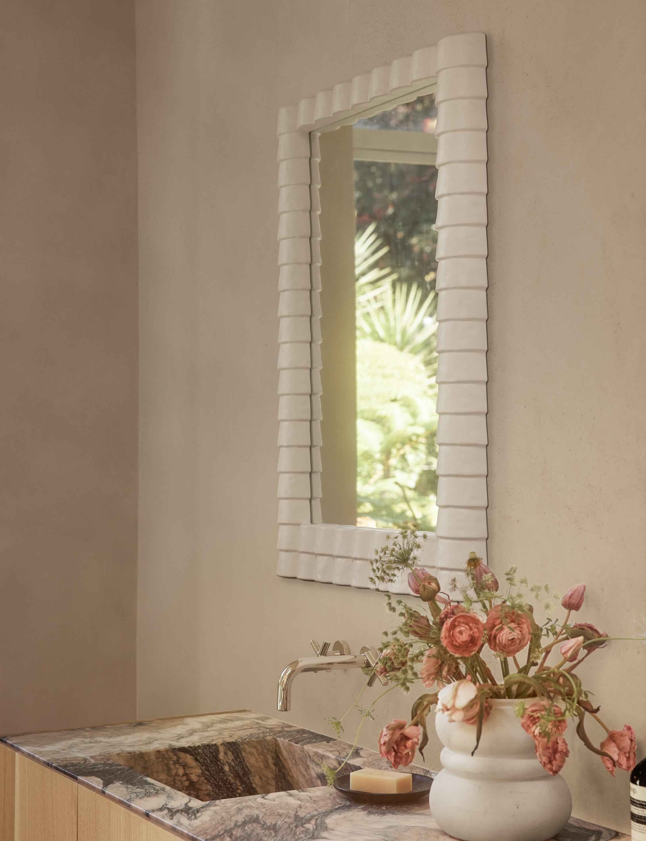 Munro Mirror