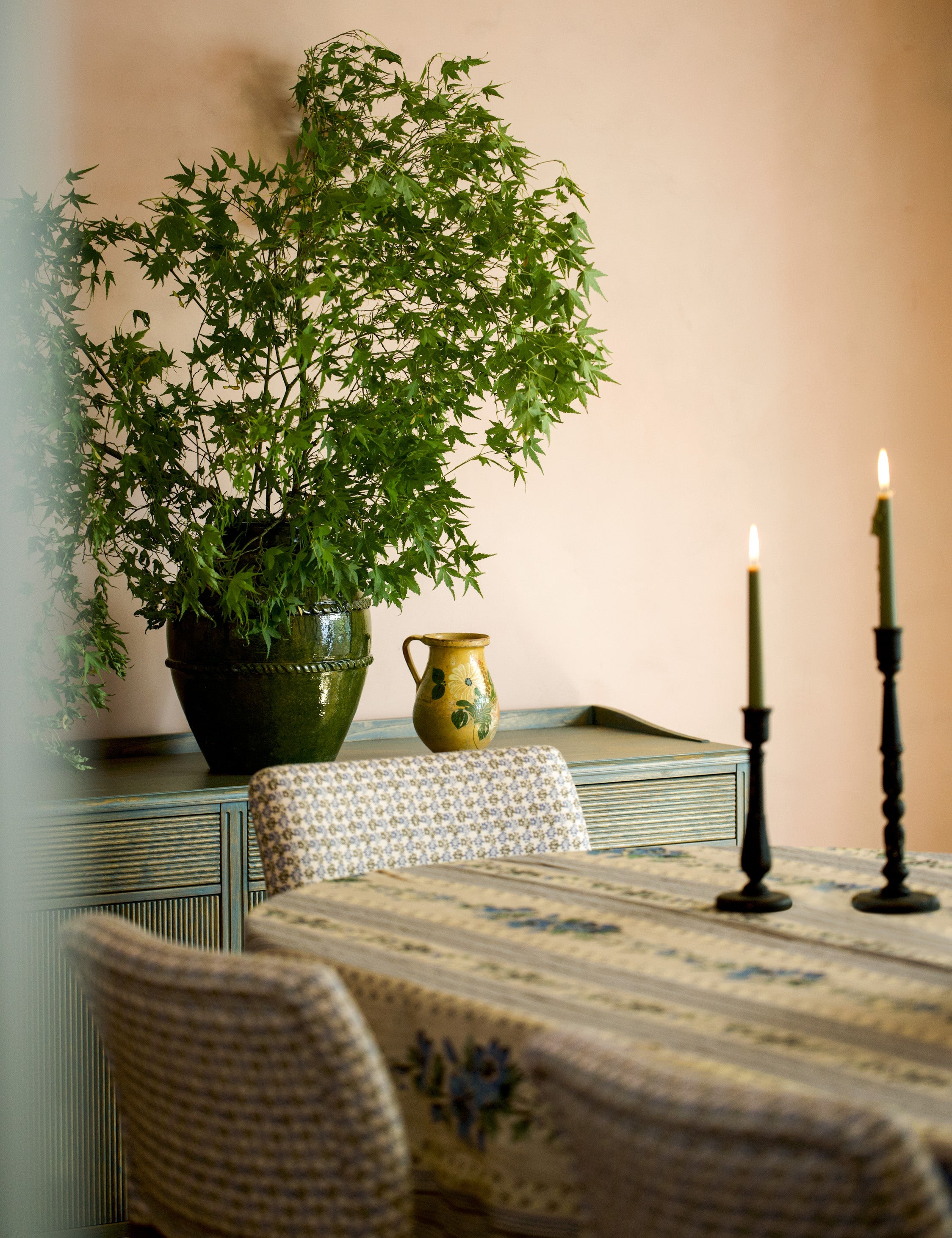 Pavona Peony Vase | Generous Height, Artisanal Glaze