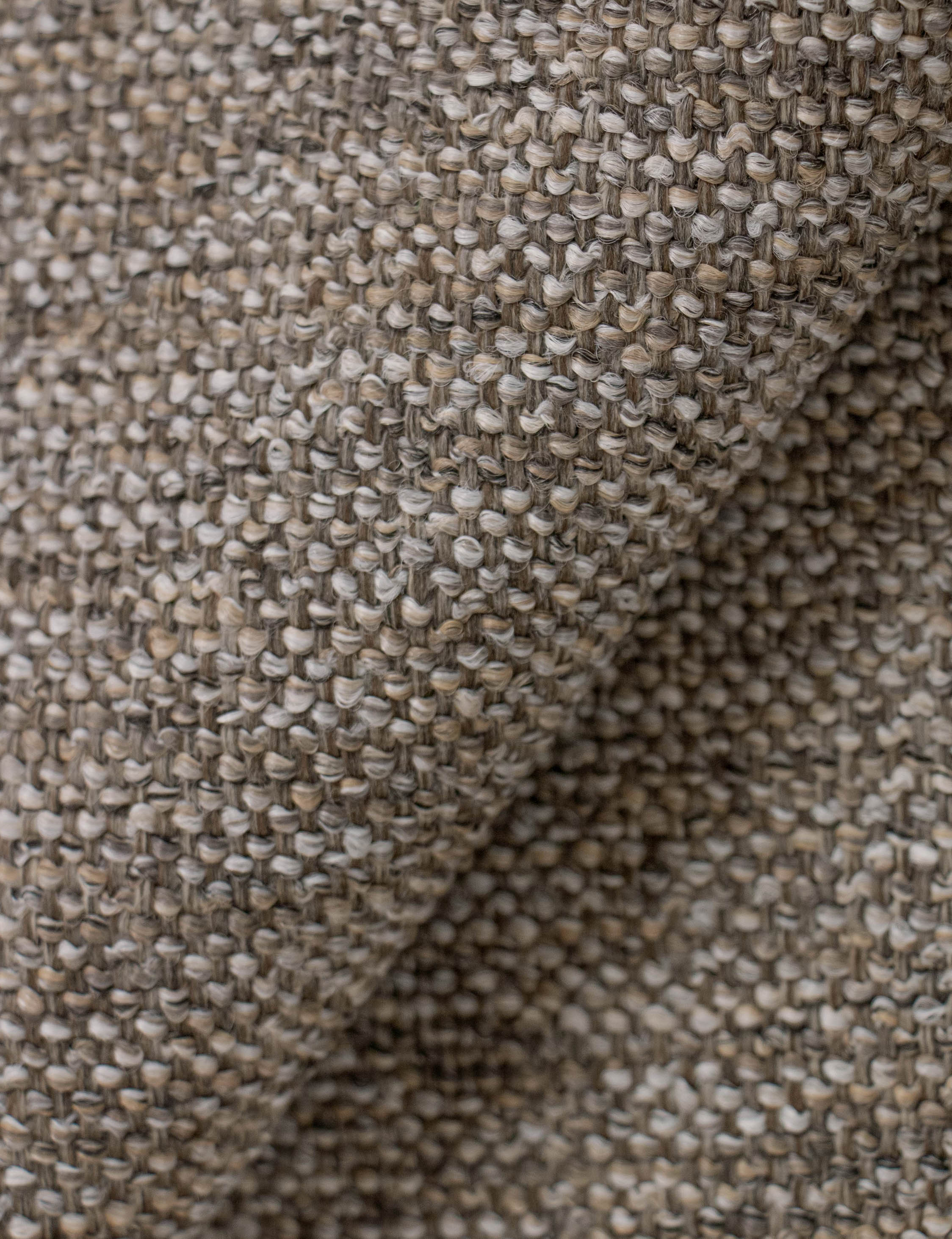 Bela Dining Chair | Upholstered, Kidney Bean Shape