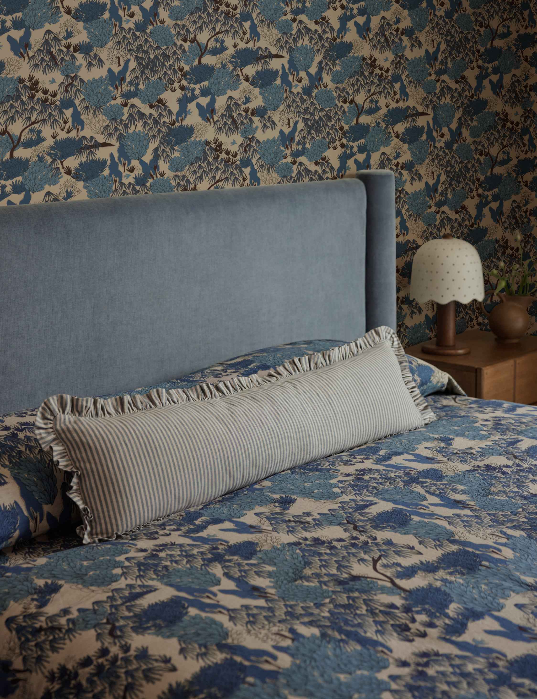 Isla Lumbar Pillow | Elongated Shape, Ruffled Flange