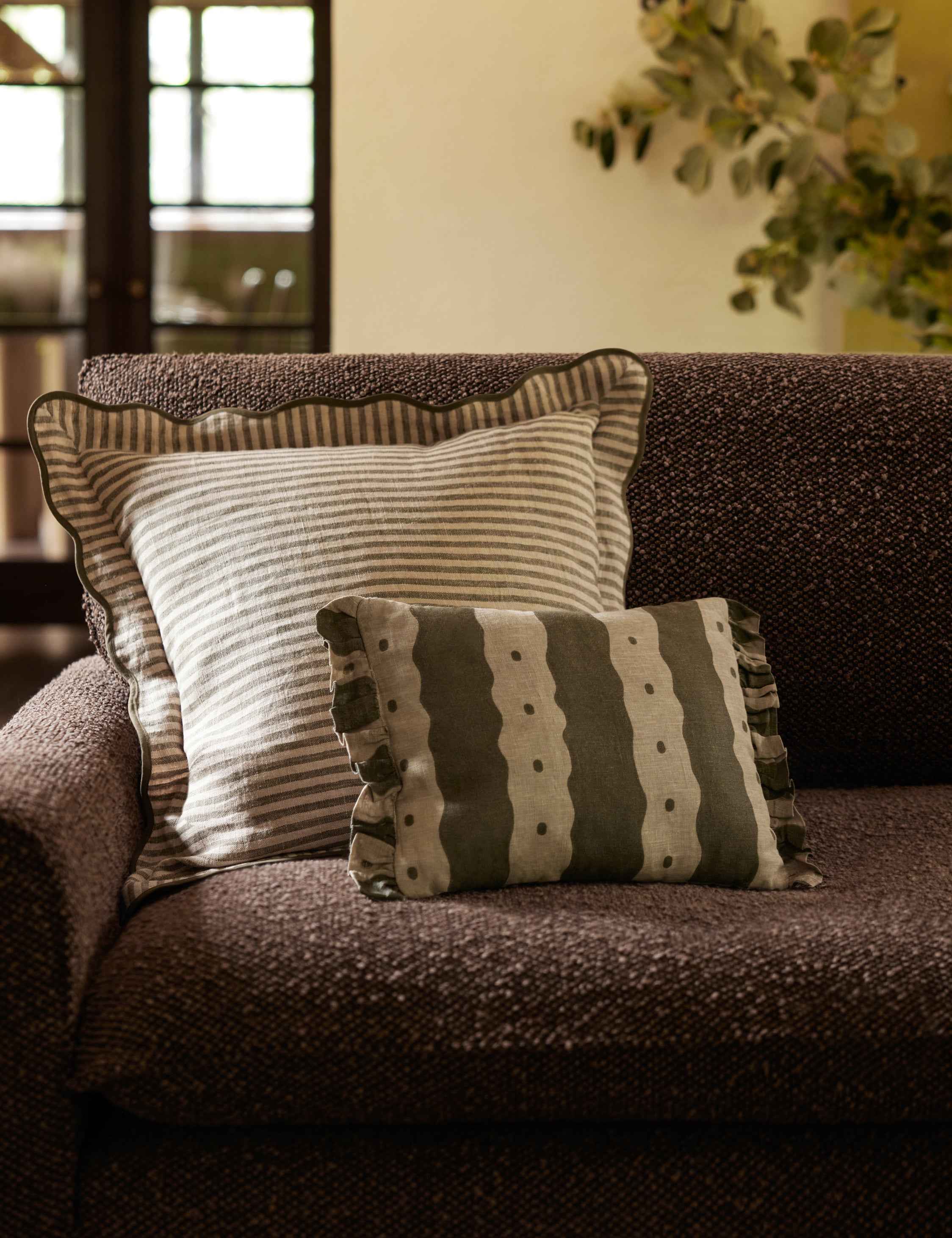 Luna Linen Pillow | Striped Design, Dramatic Flange
