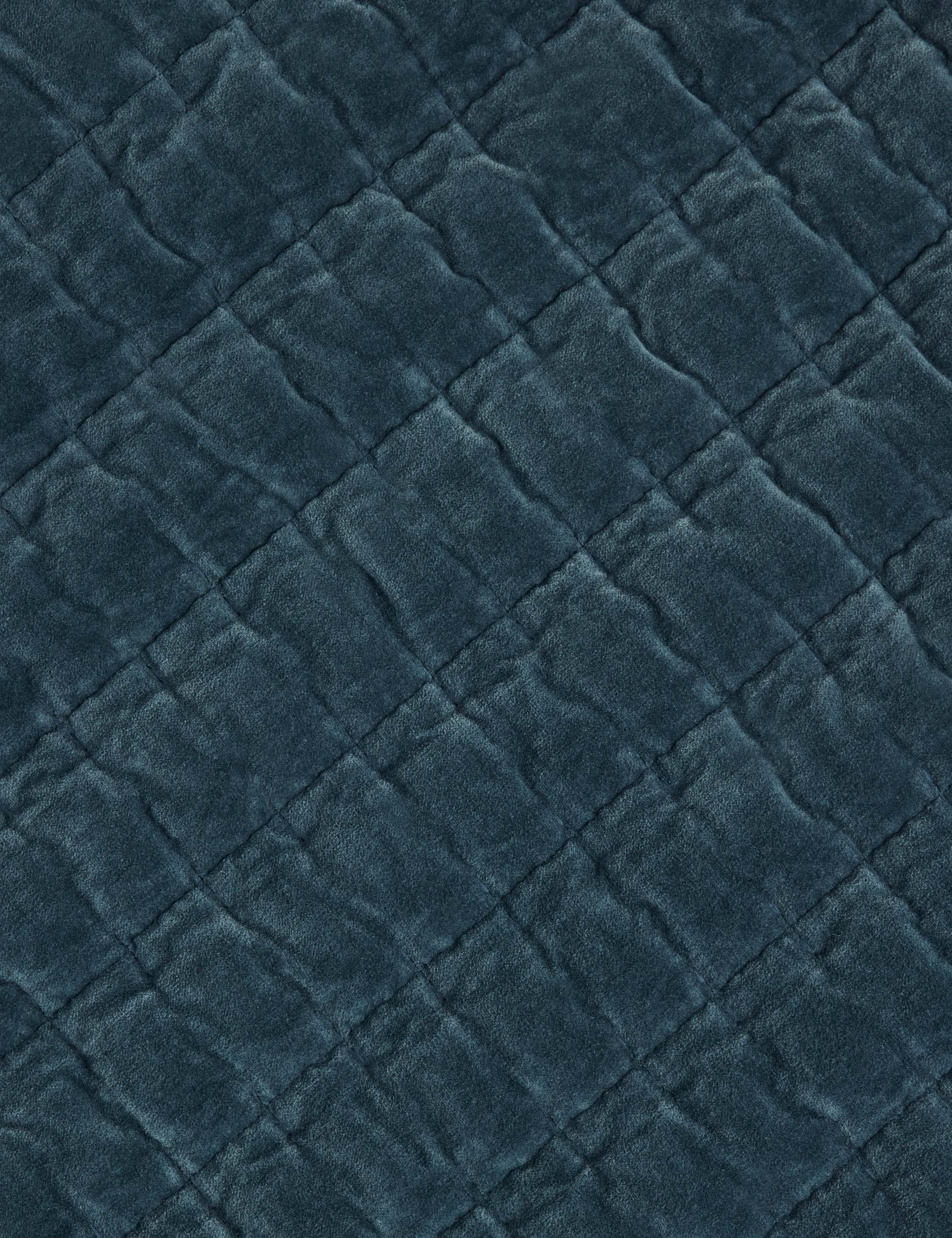 Aveline Velvet Quilt | Luxurious Textured Bedding
