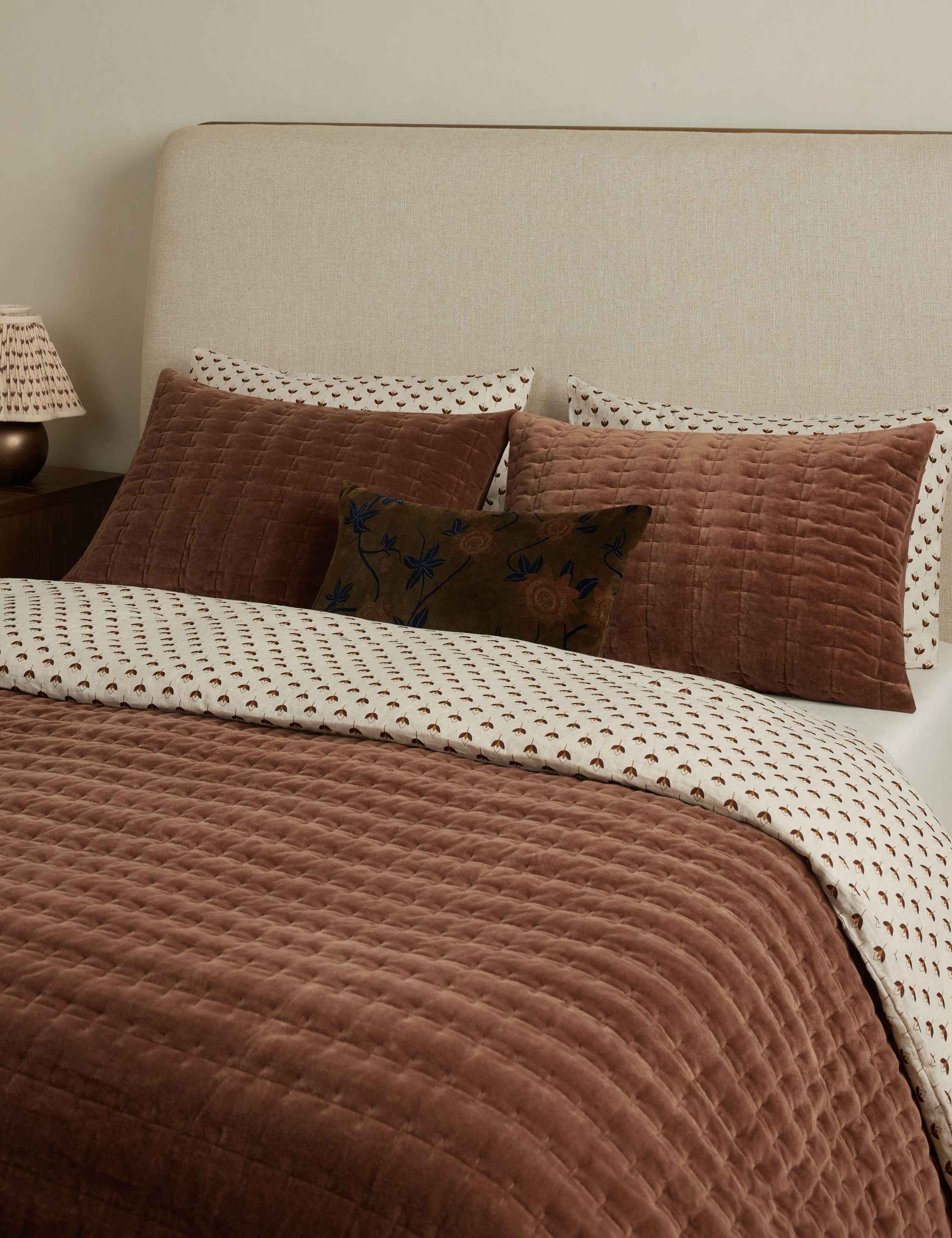 Aurelia Velvet Quilt | Luxurious Texture, Quilted Design