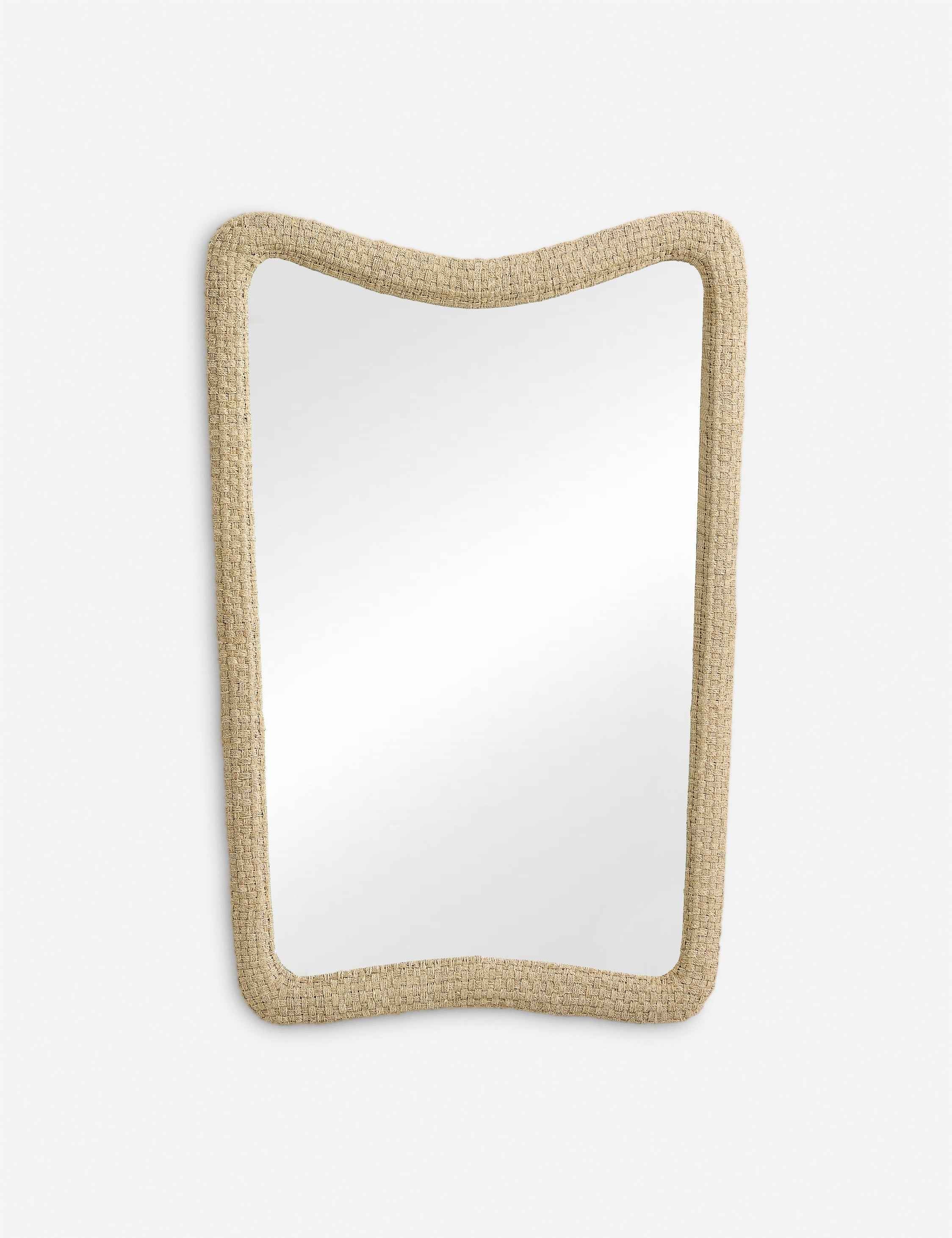 Anora Mirror