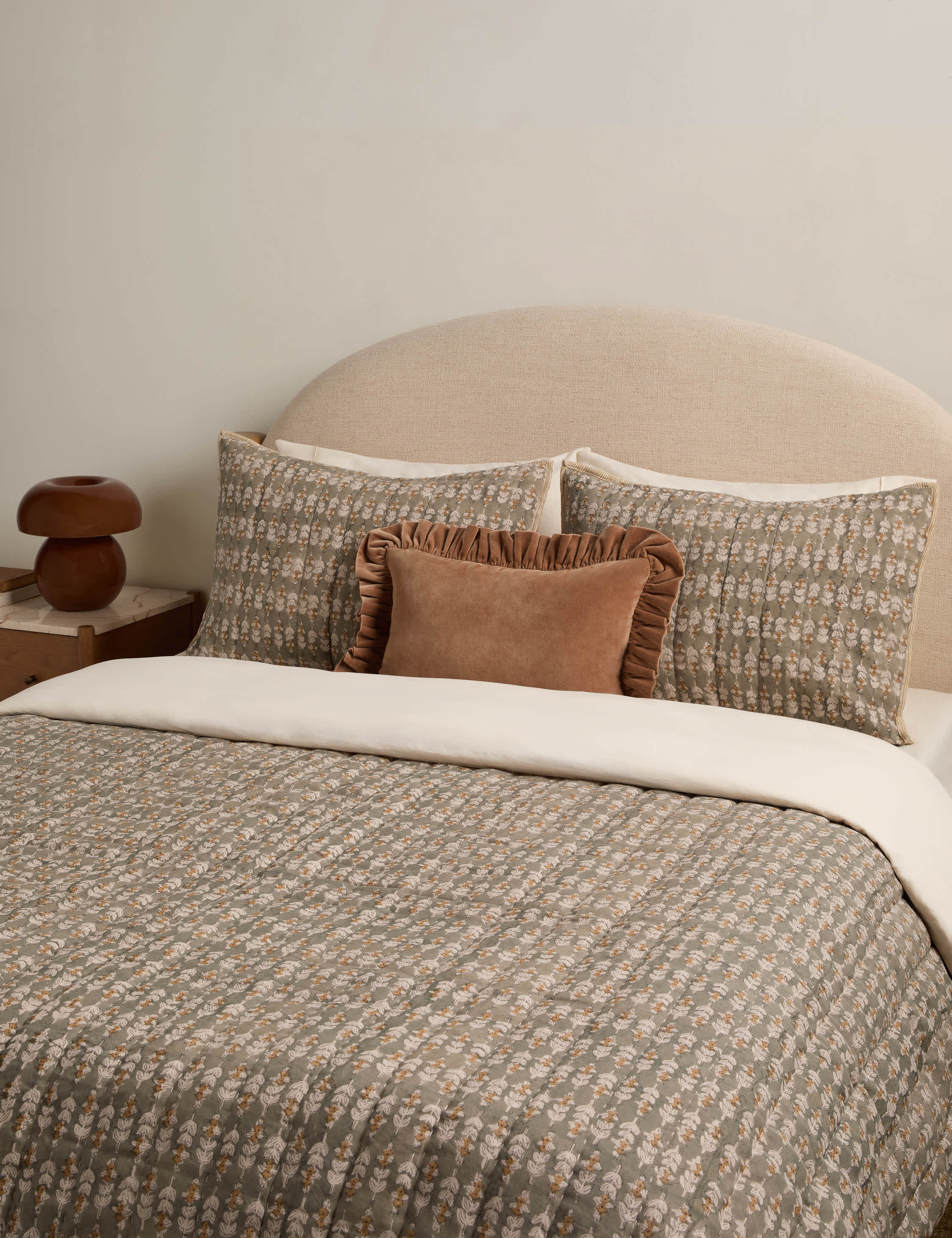 Bela Linen Cotton Quilt | Block Print Floral Design, Soft & Durable
