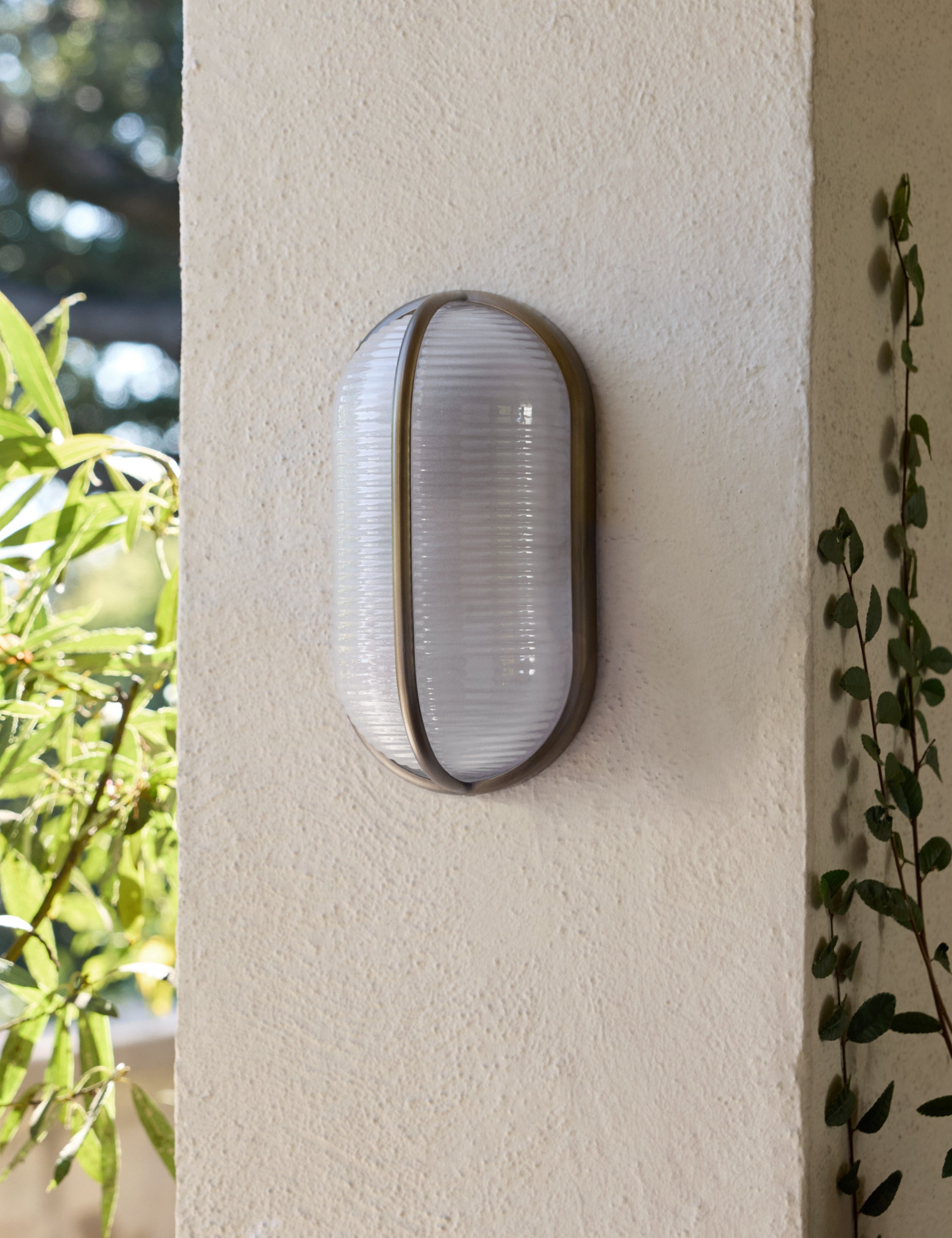 Cielo Outdoor Sconce | Ribbed Glass, Soft Illumination