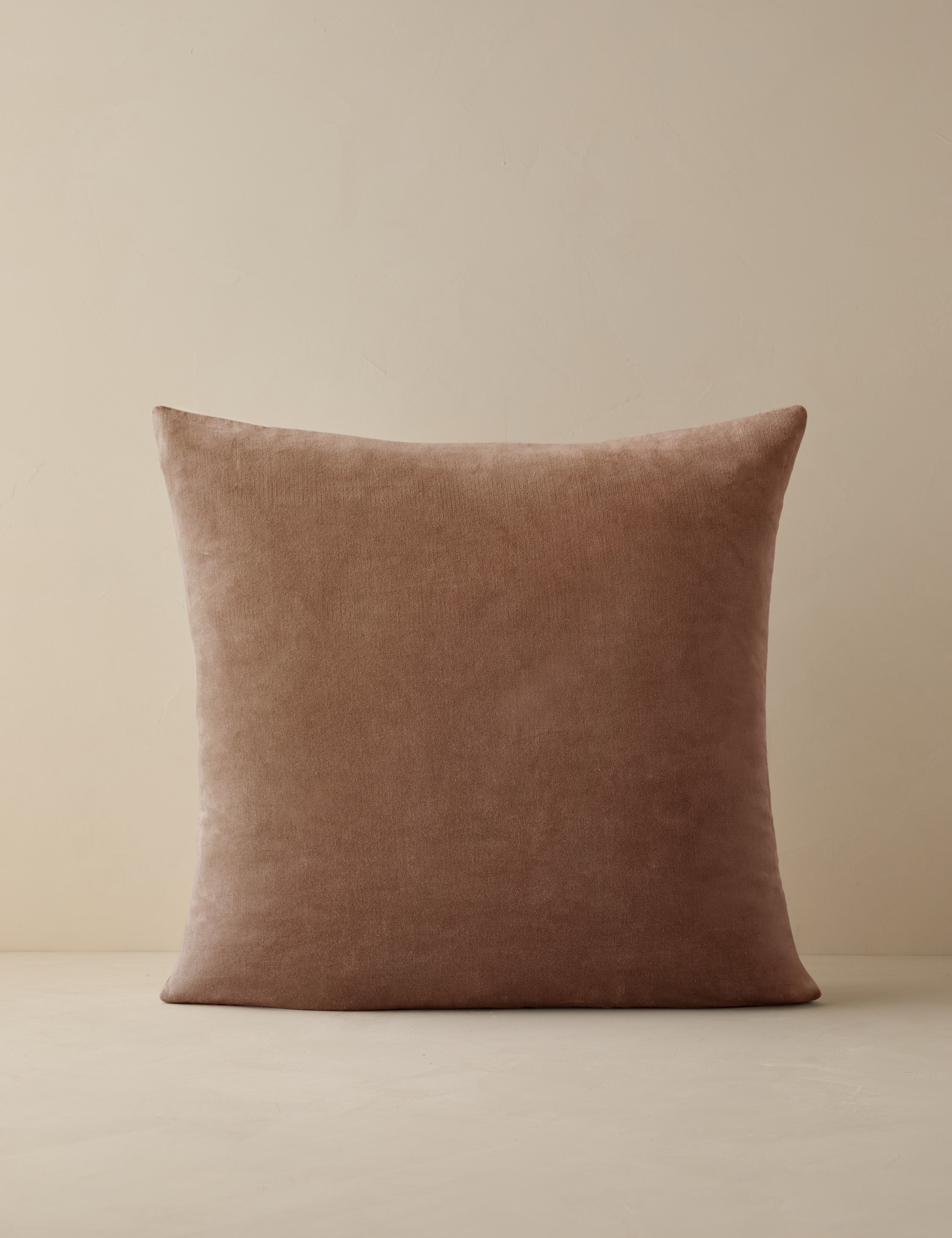 Bela Velvet Pillow | Luxurious Texture, Elegant Finish