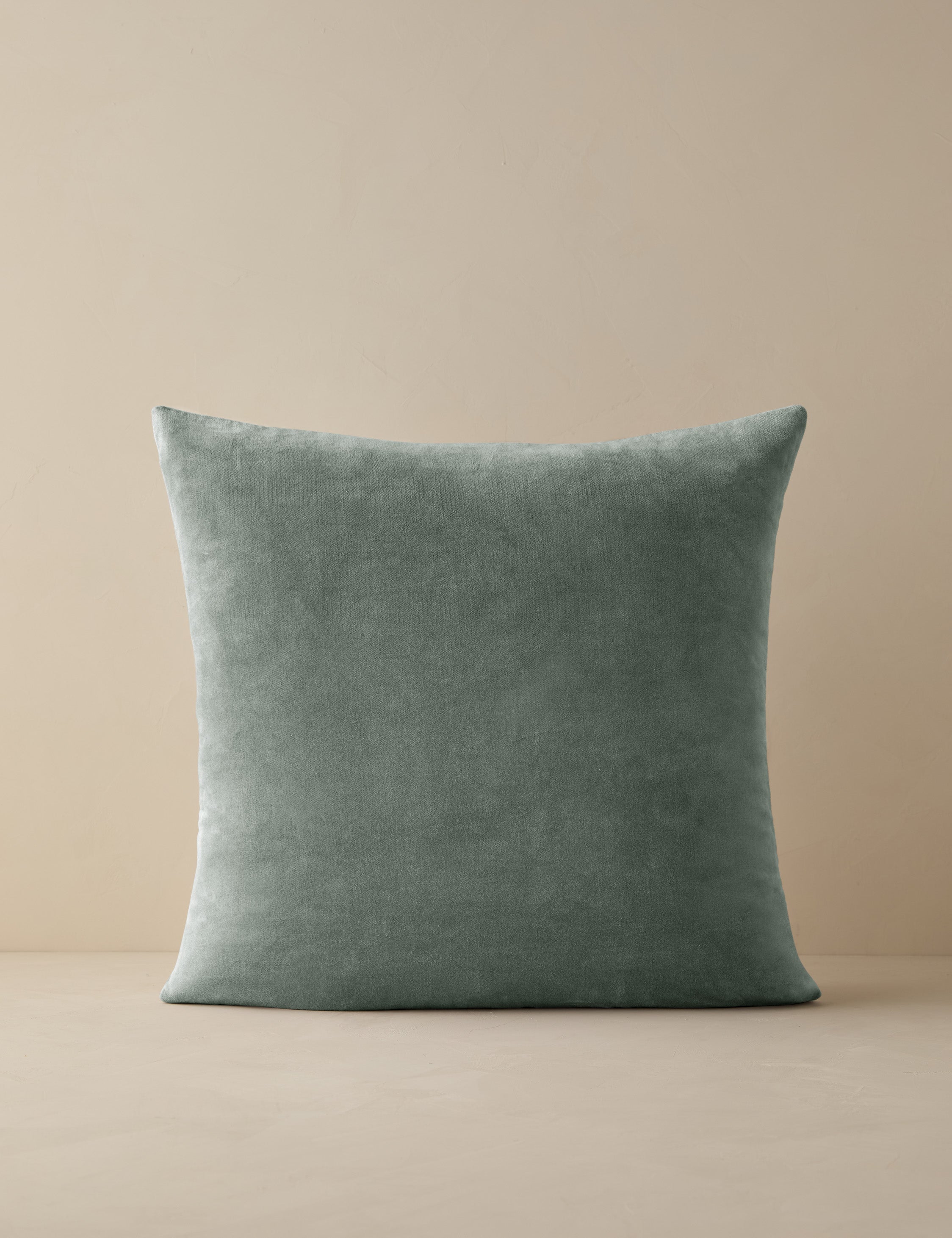 Bela Velvet Pillow | Luxurious Texture, Elegant Finish