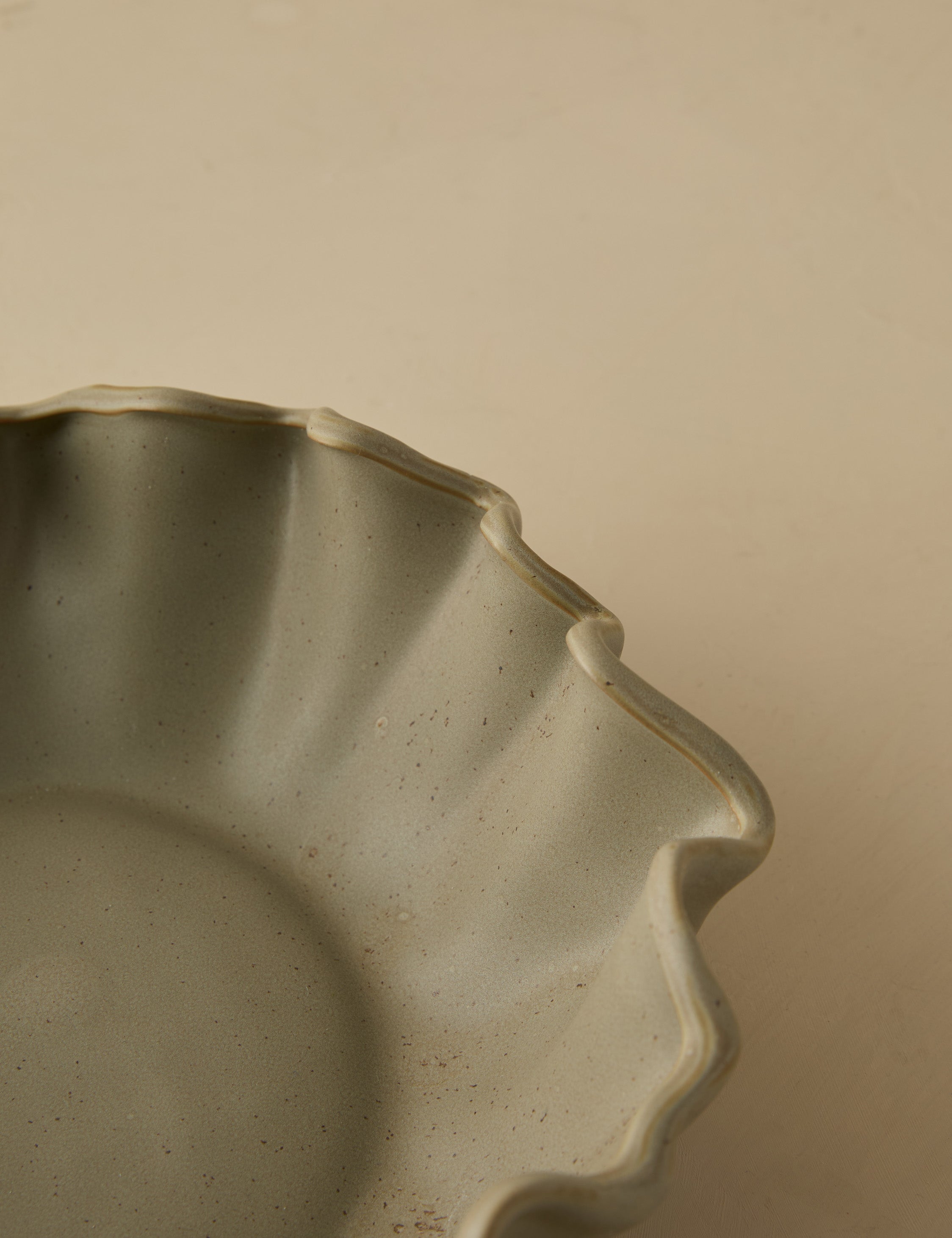 Bela Stoneware Bowl | Organic Lines, Reactive Glaze