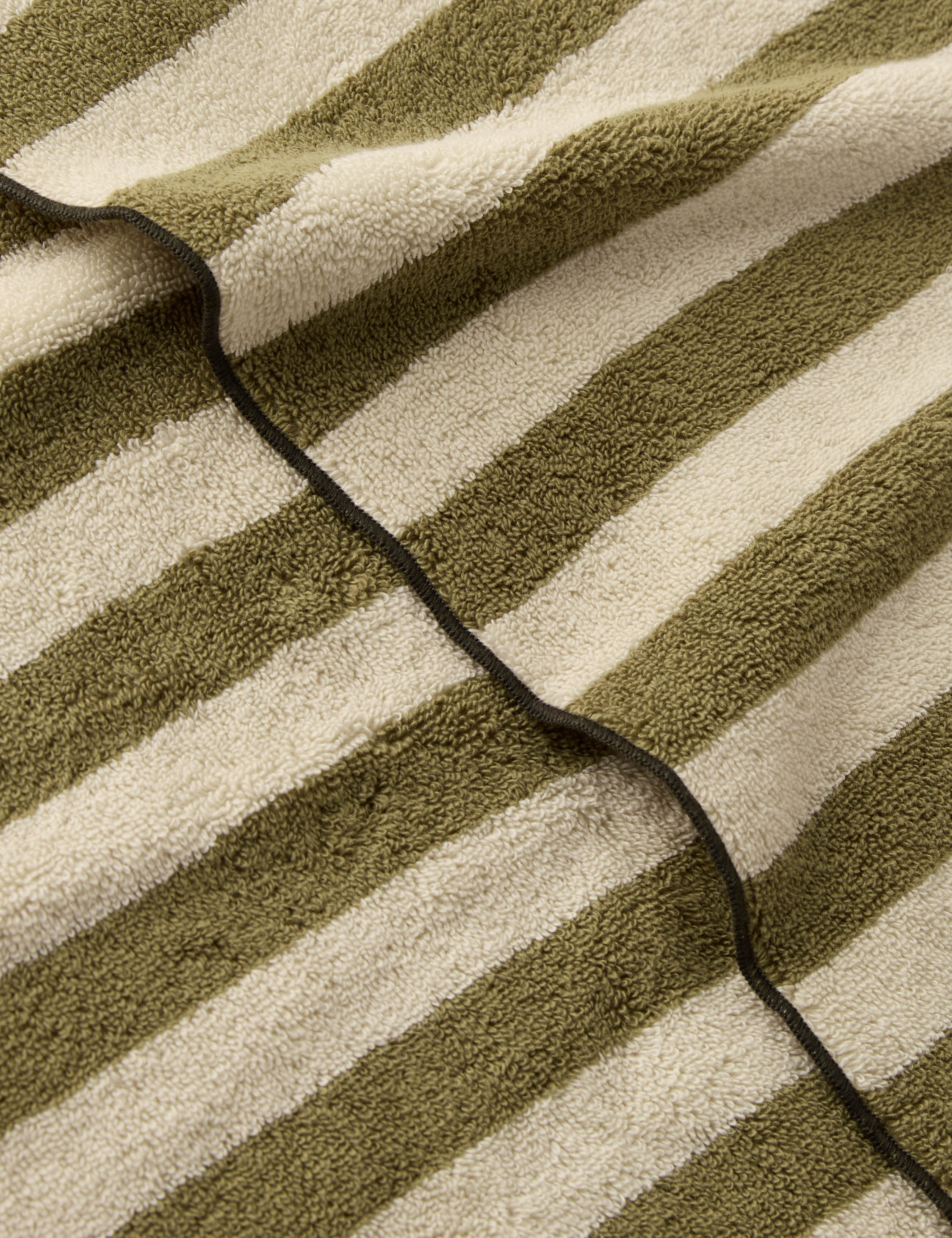 Enzo Organic Cotton Towels | Soft, Quick-Drying Fabric
