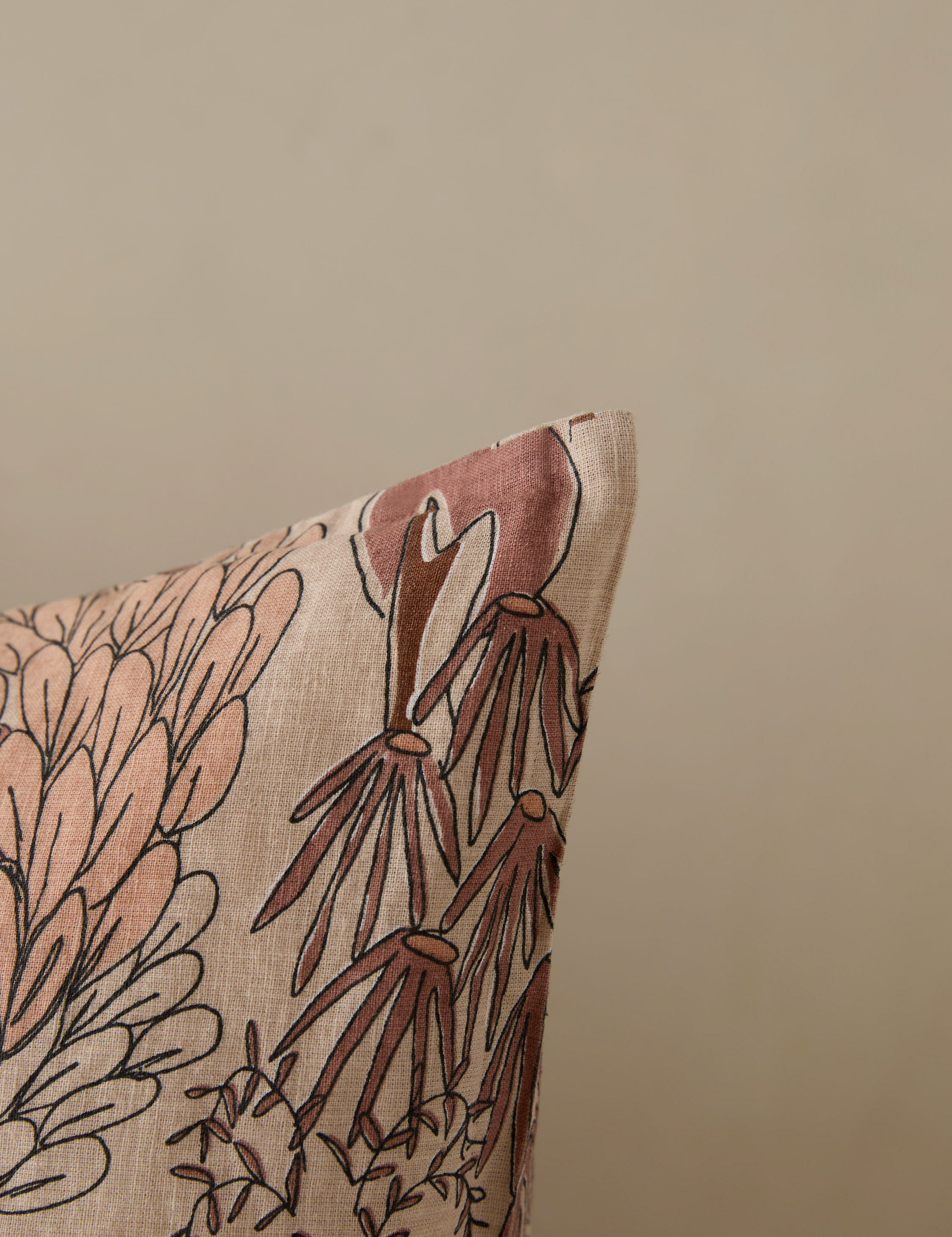 Briar Garden Walk Sham | Linen-Cotton Blend, Botanical Print