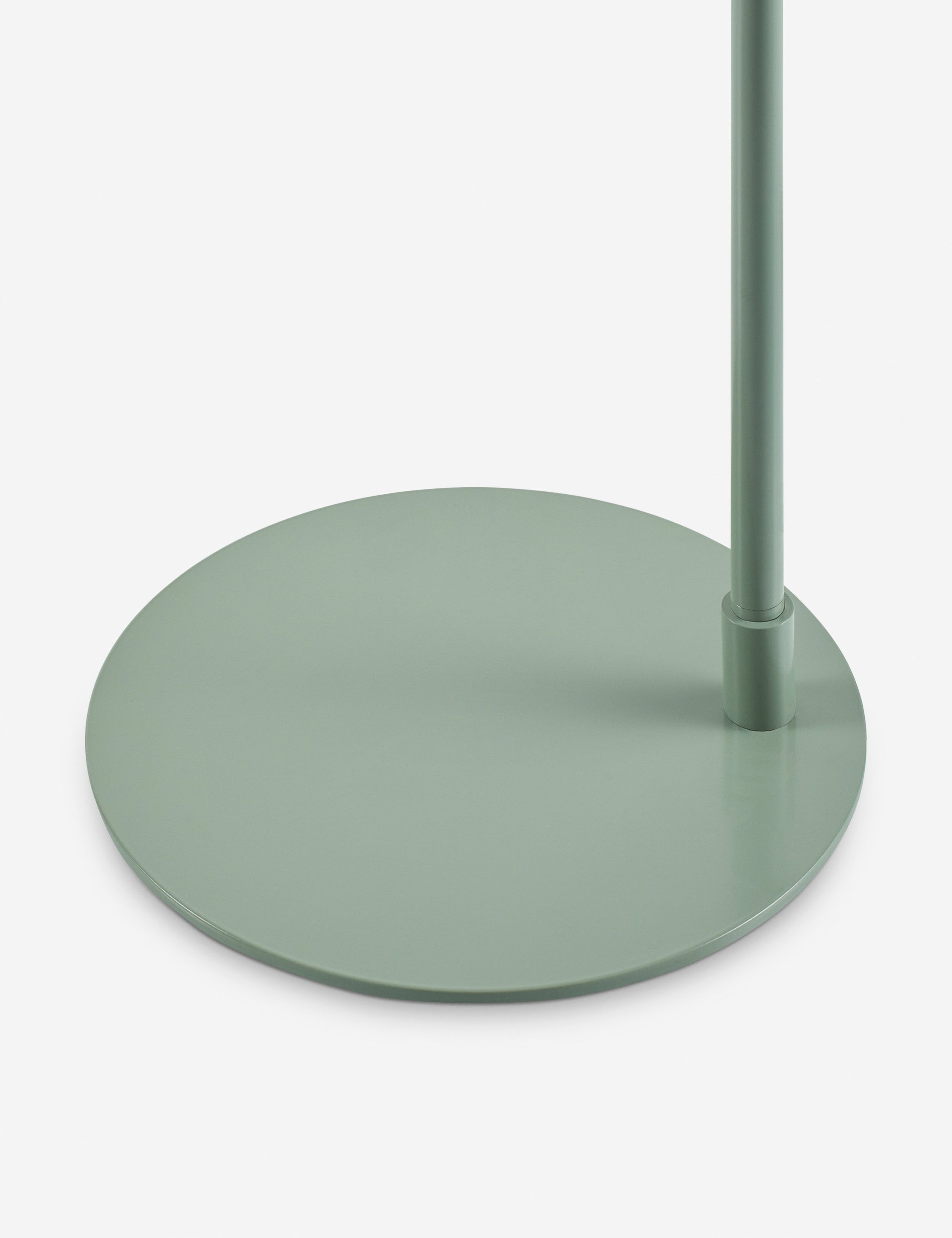 Bela Floor Lamp | Metal Cylinder, Modern Design