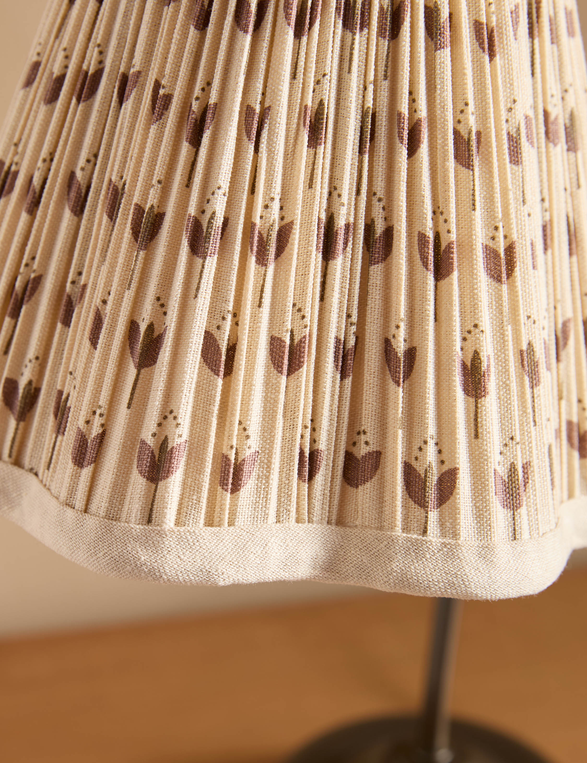 Juno Desk Lamp | Gooseneck Design, Floral Pleated Shade