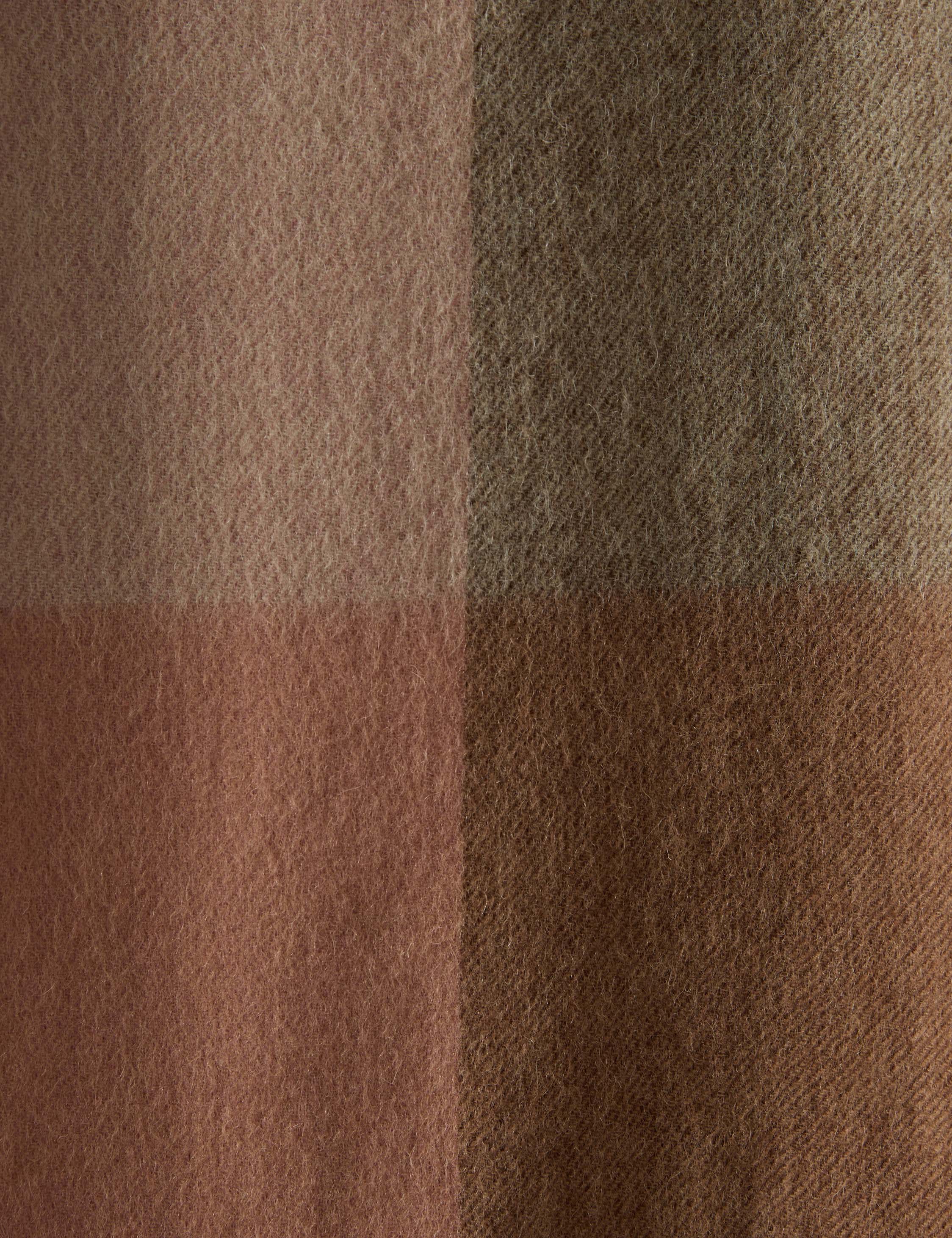Bello Lambswool Throw | Hypoallergenic, Soft Natural Fiber