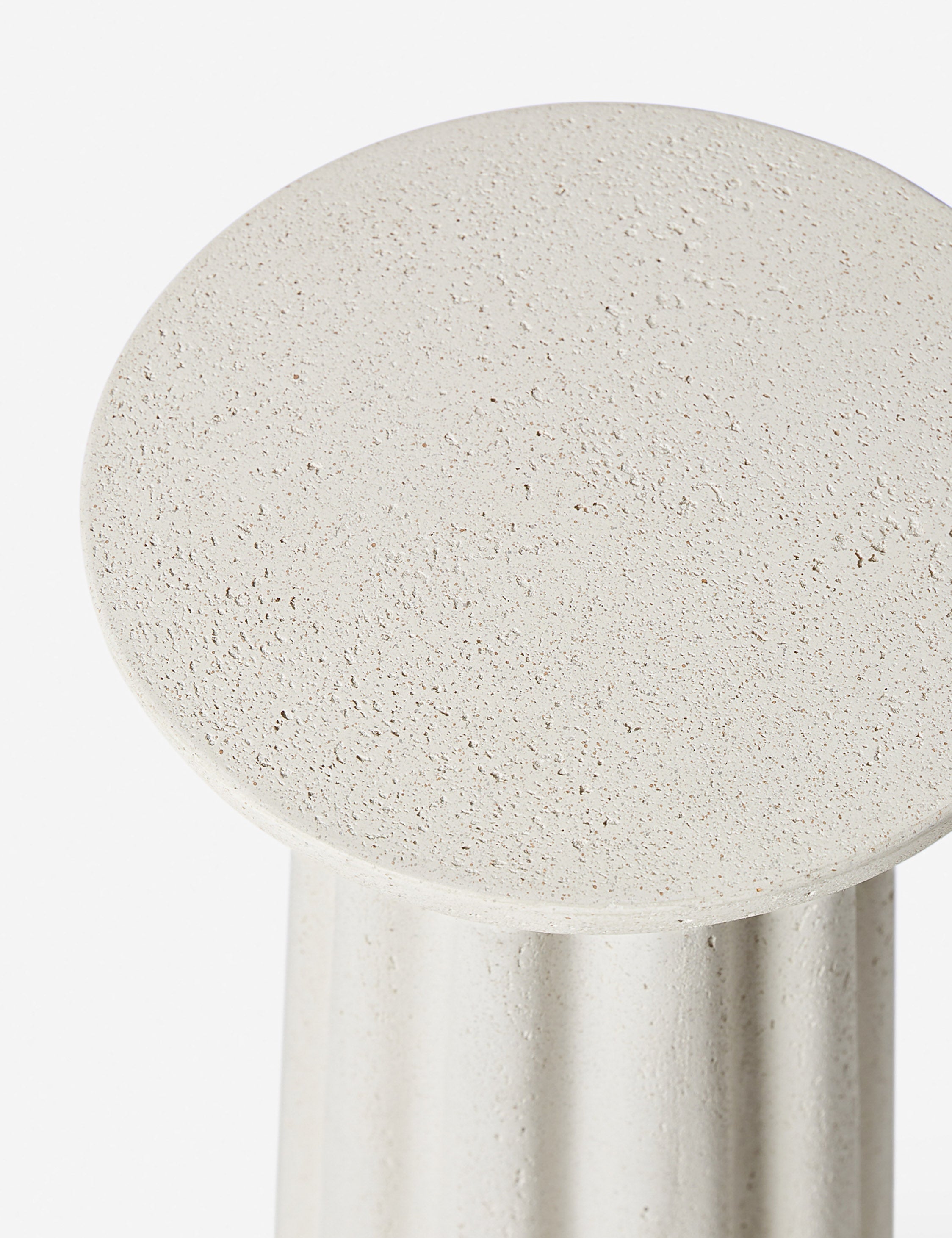 Luna Round Side Table | Durable Concrete, Fluted Base