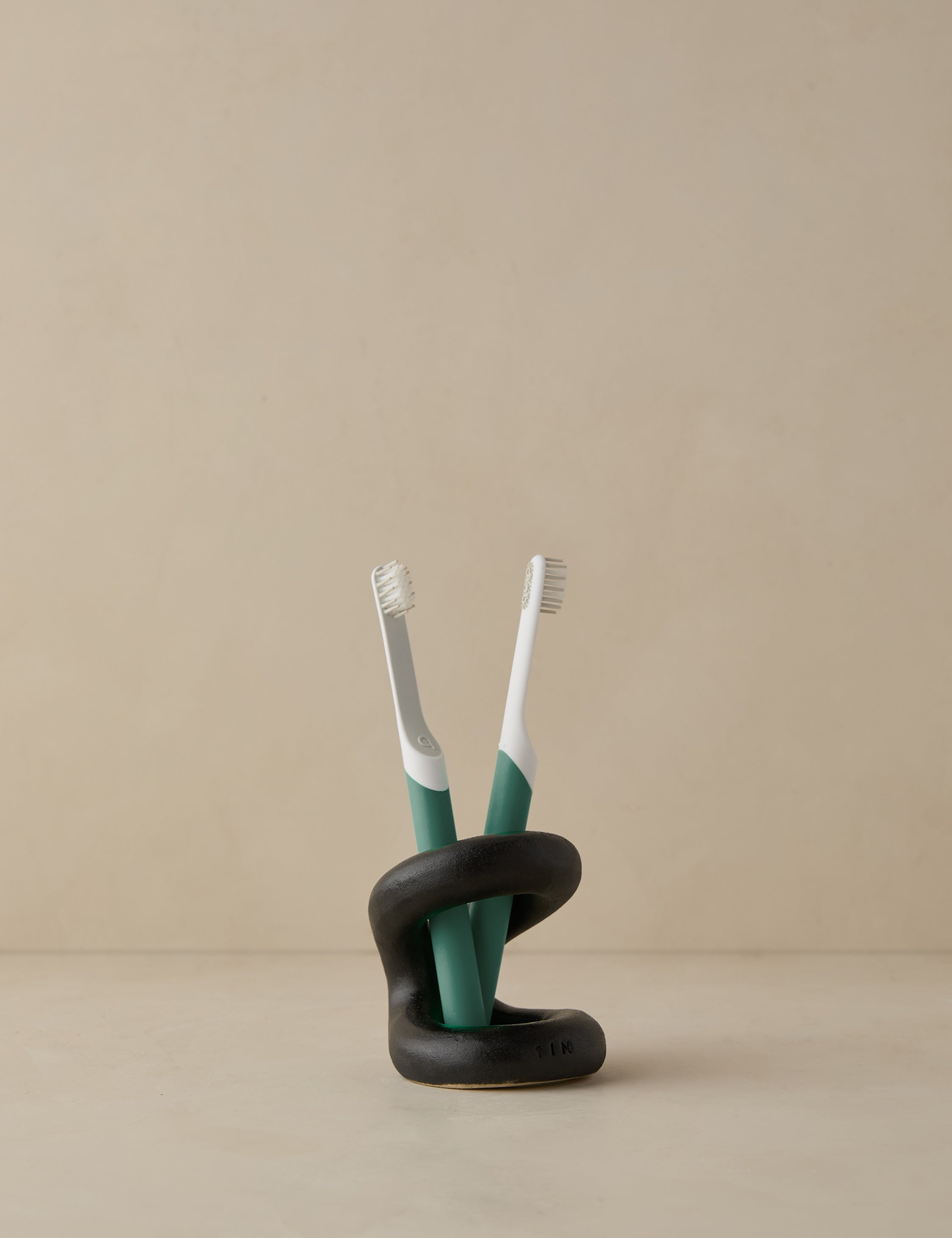 Oreo Toothbrush Holder | Handmade Ceramic, Multi-Use Design