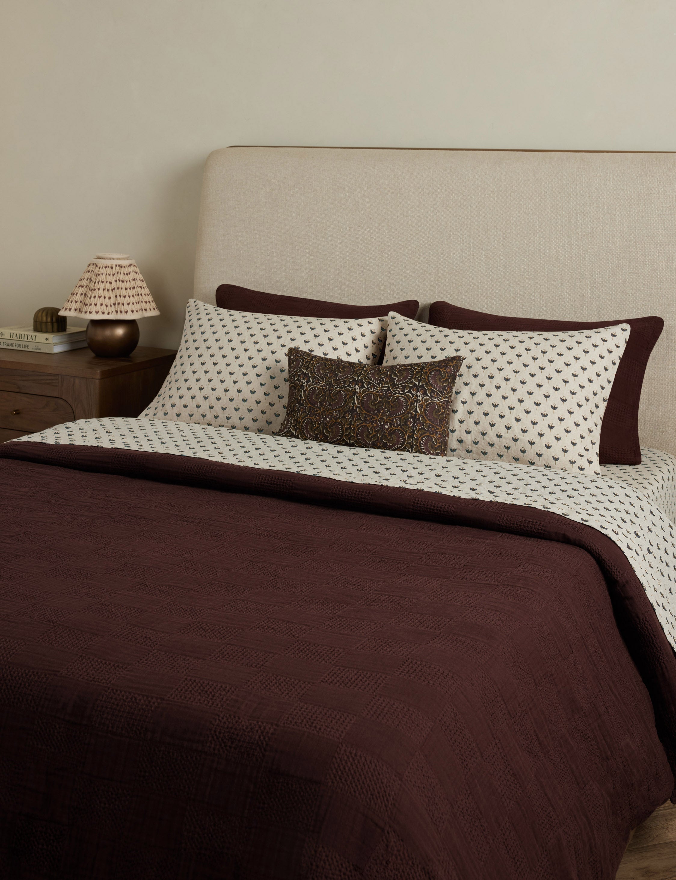 Pivo Linen Pillowcase Set | Breathable European Flax, Timeless Floral