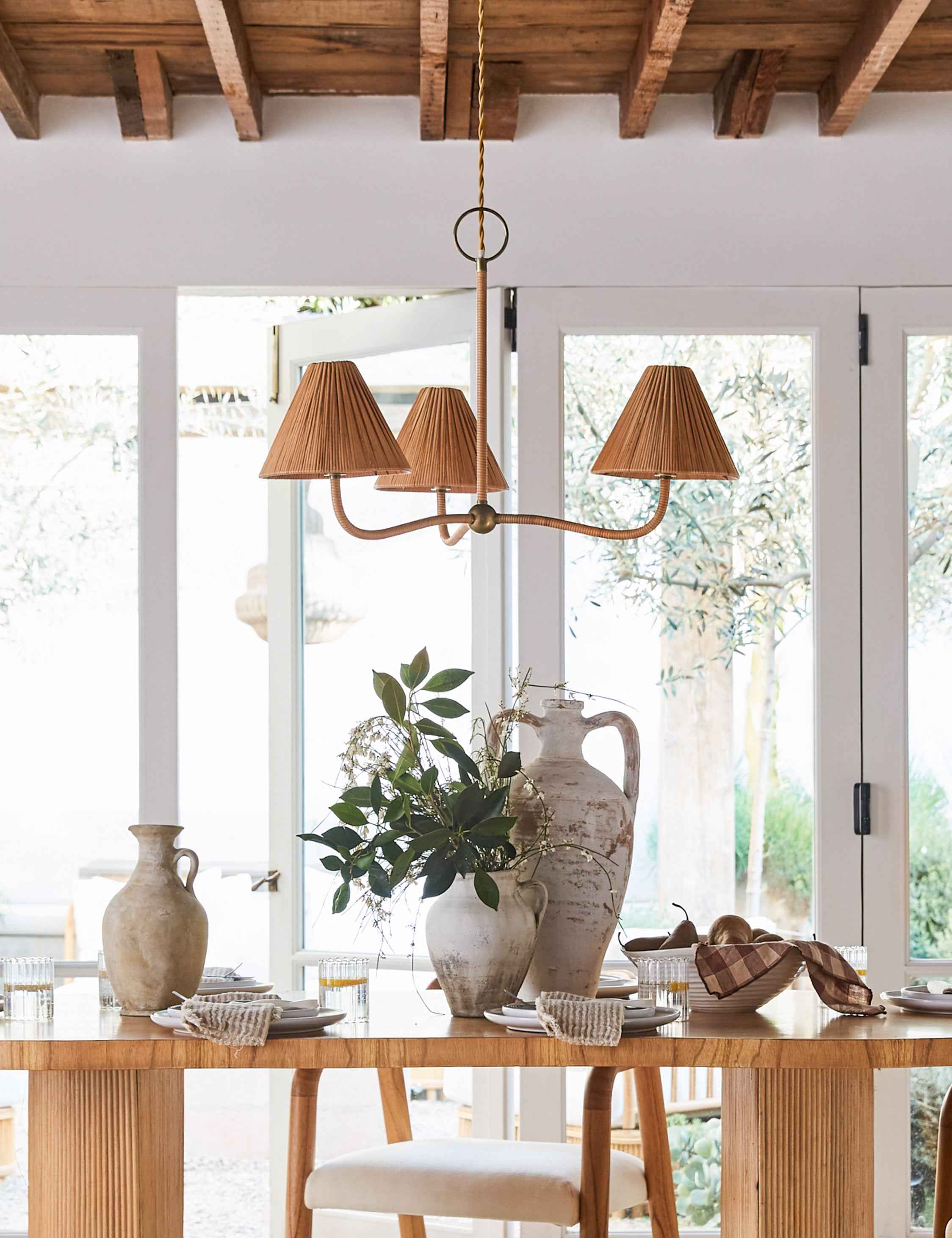 Bela Chandelier | Rattan Design with Chic Accents