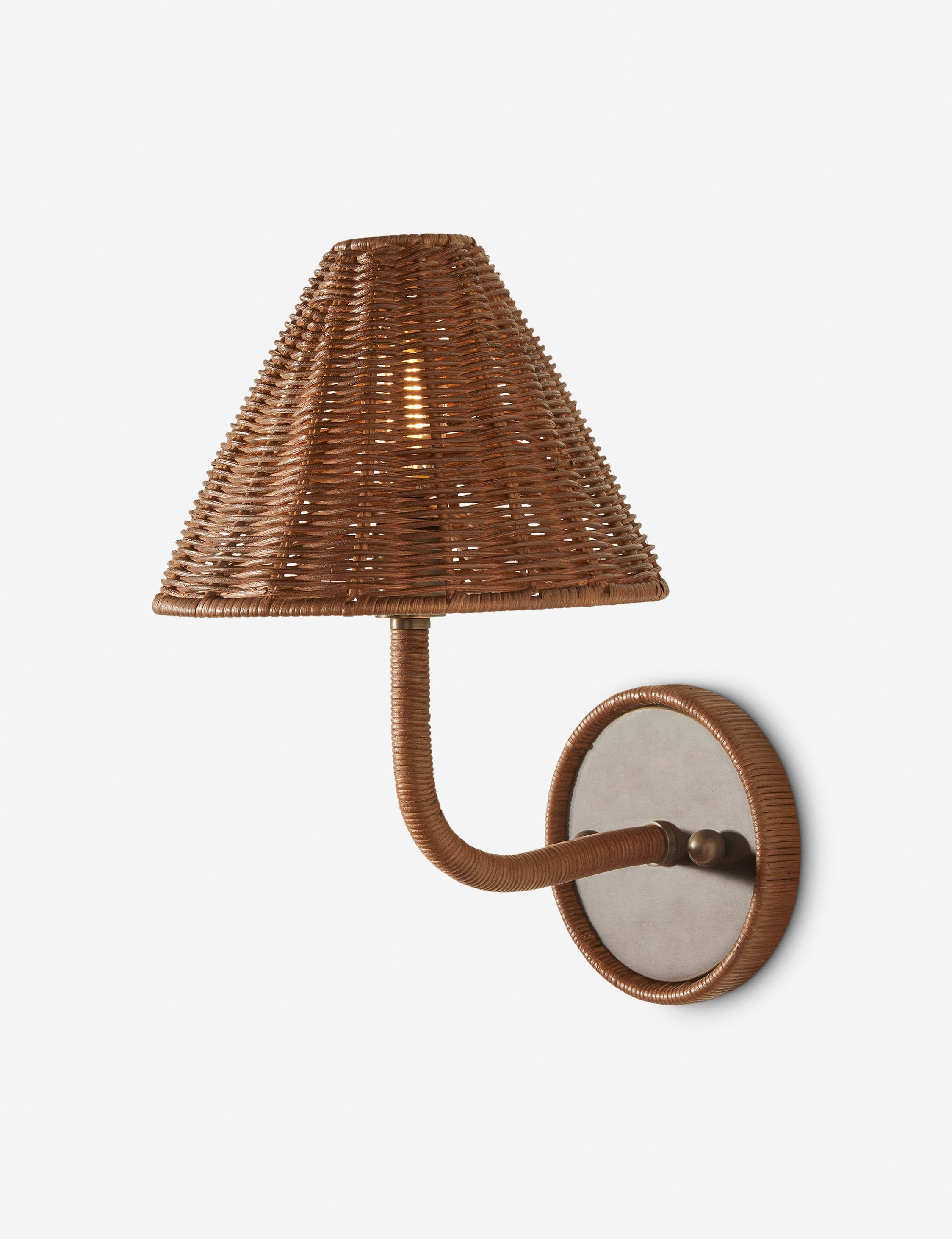 Bela Sconce | Rattan Design with Chic Accents