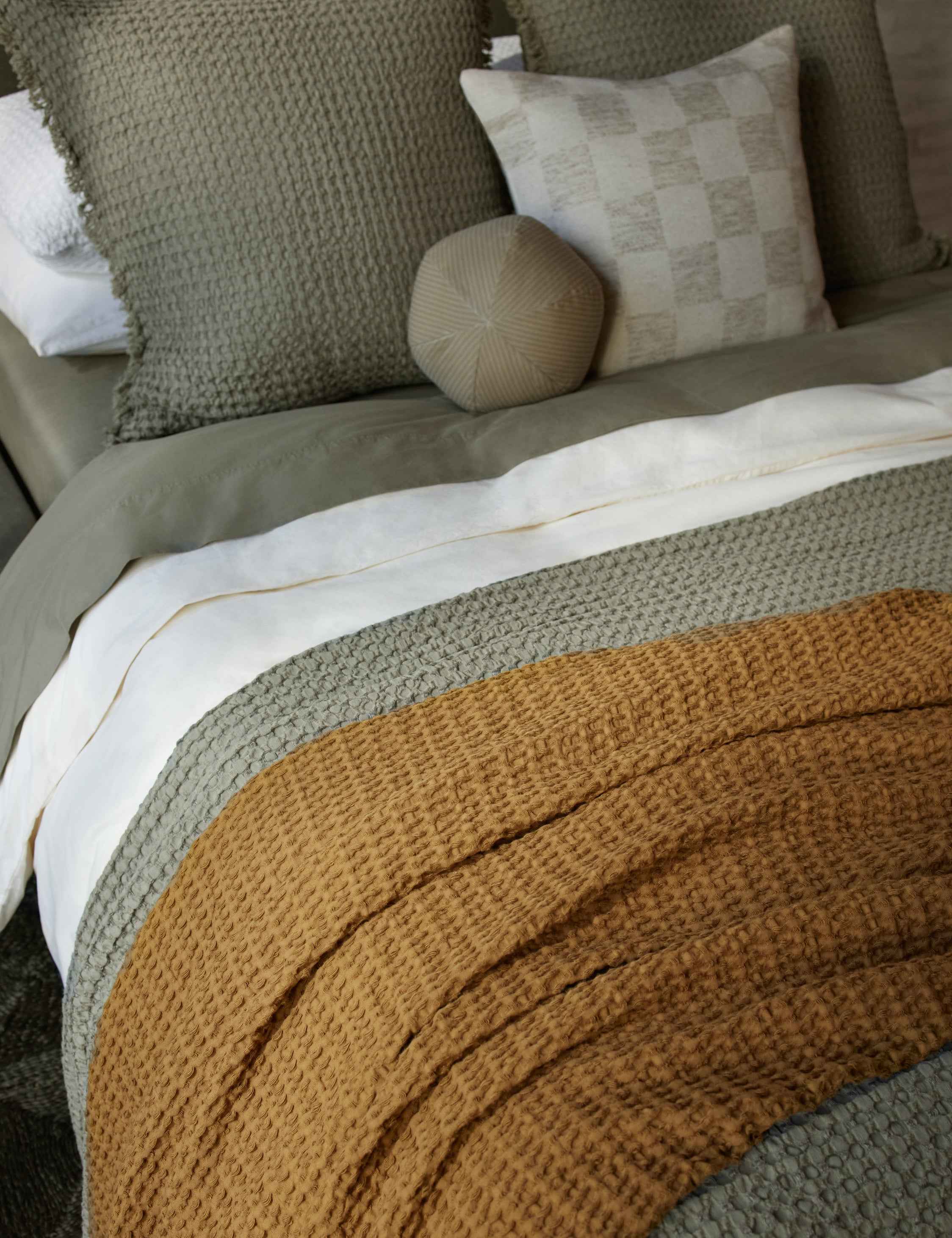 Bela Throw Pillow | Checkered Design, Down Fill