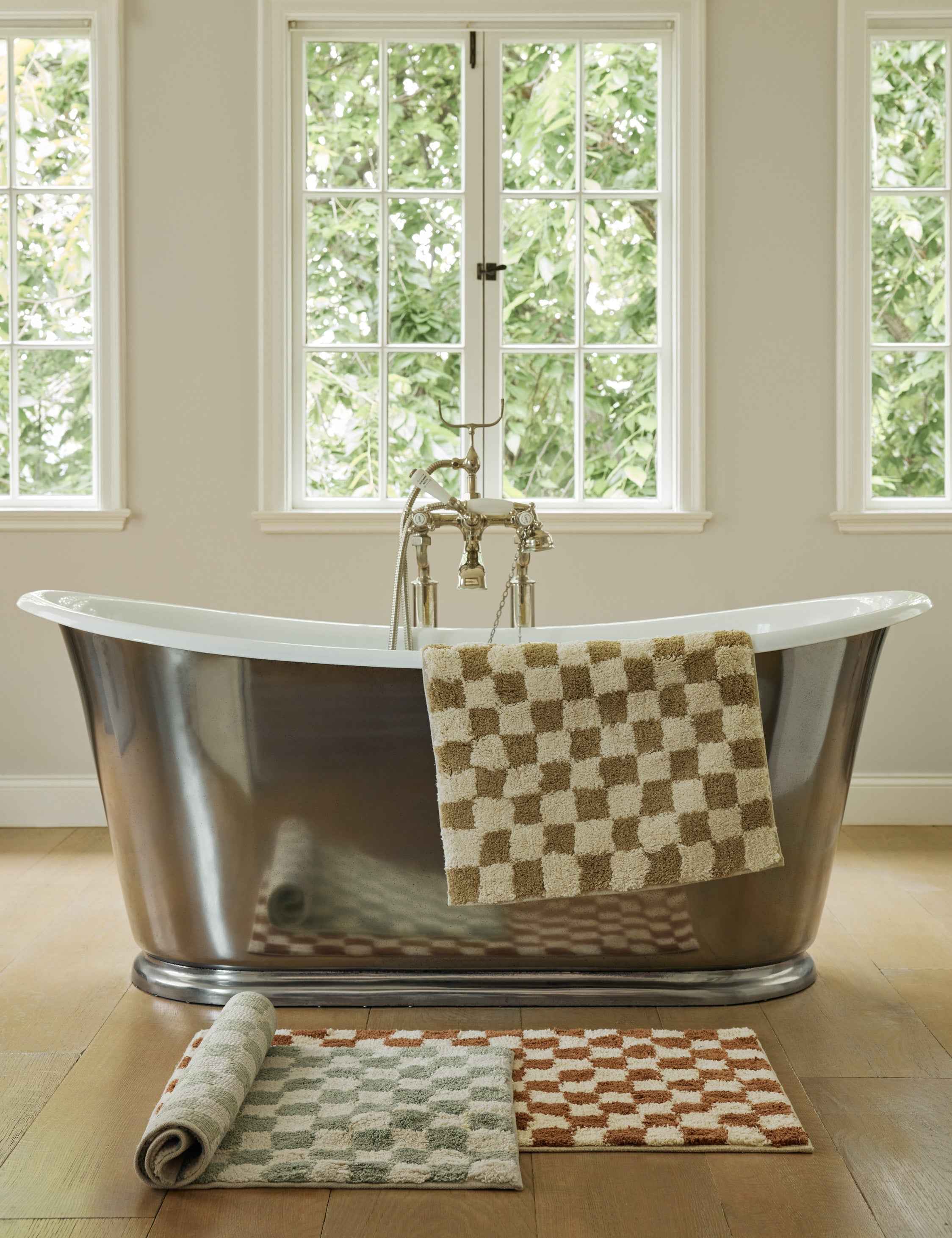 Brix Checkerboard Bath Mat | Two-Tone, Hand-Drawn Pattern
