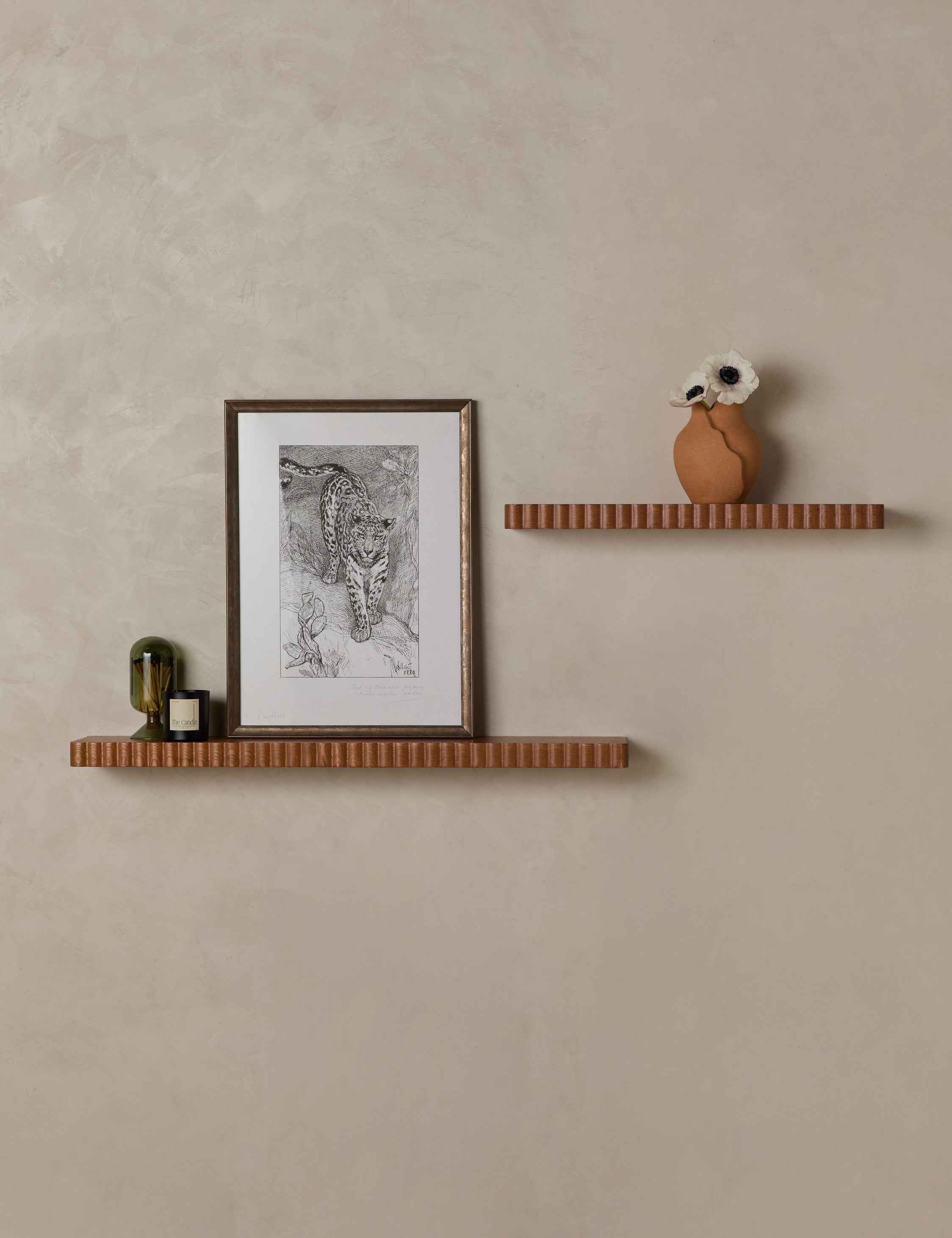 Suela Shelf