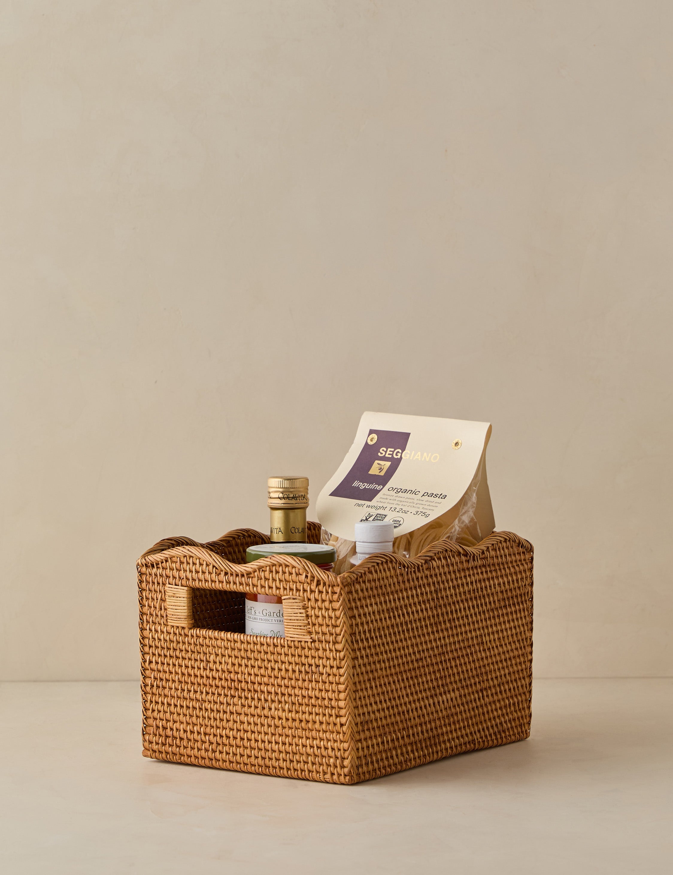 Bela Rattan Storage Bin | Scalloped Design, Artisanal Finish