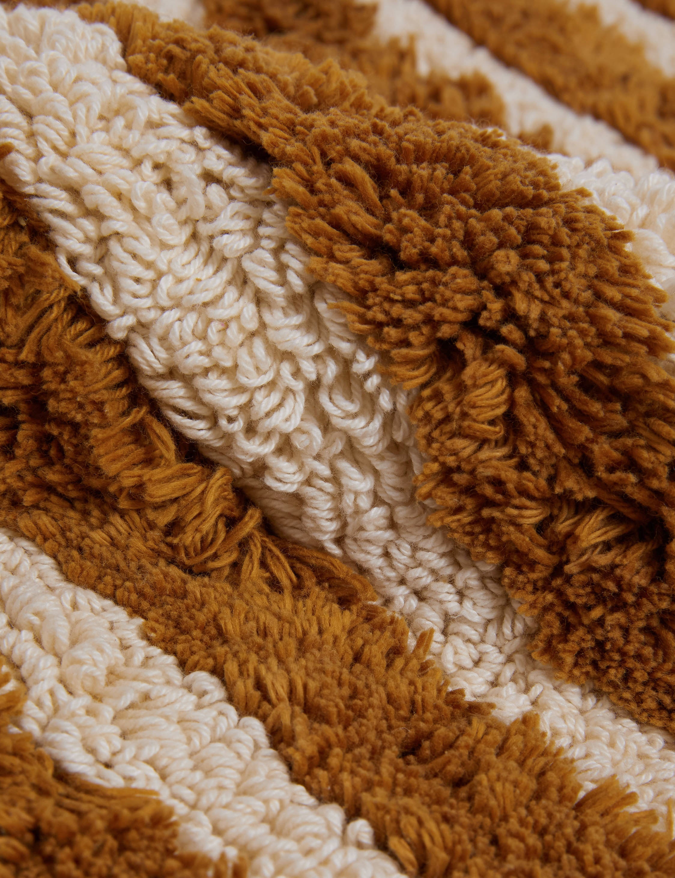 Vela Organic Cotton Bath Mat | Plush Weave, Striped Design