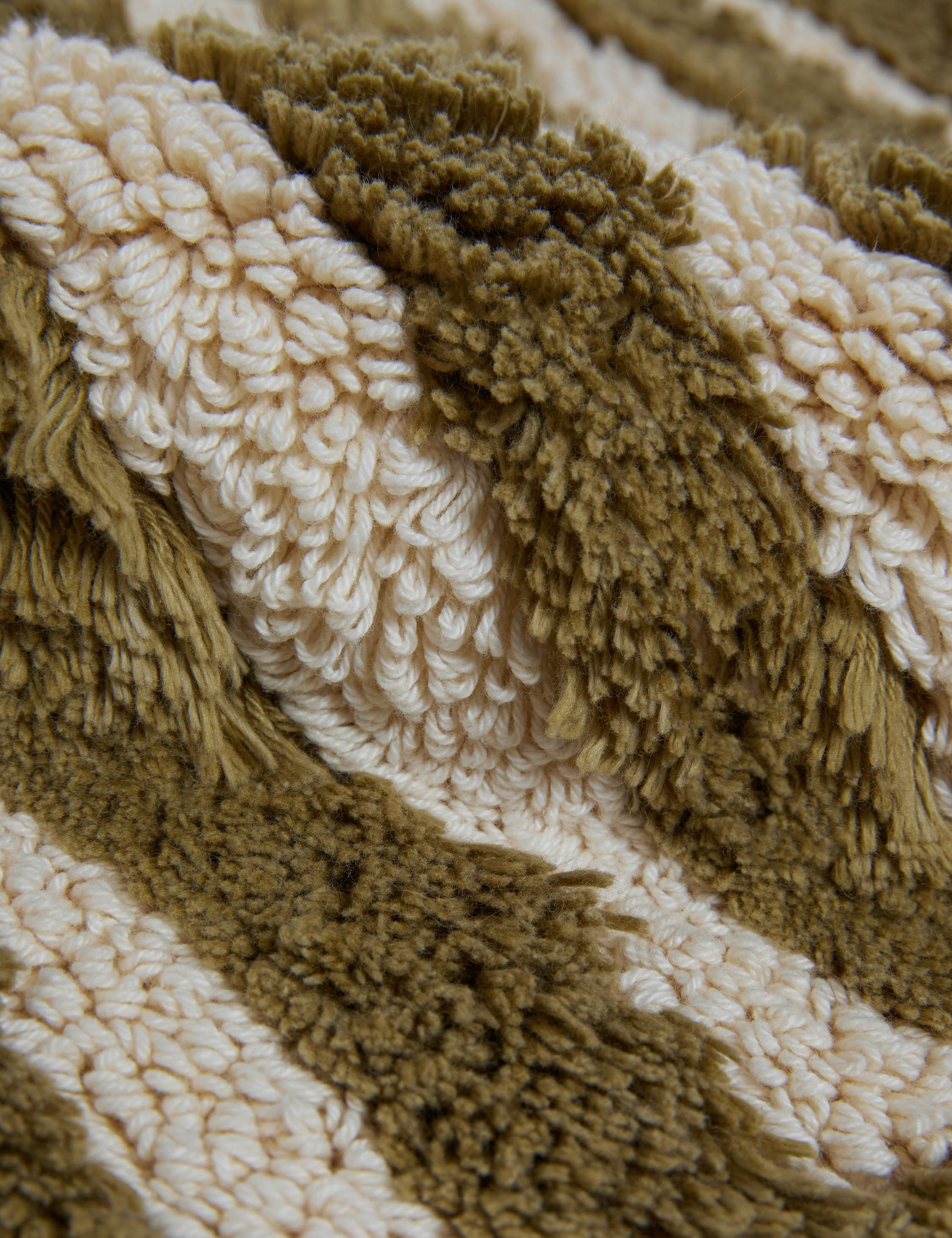 Vela Luxe Bath Mat | Organic Cotton, Striped Design
