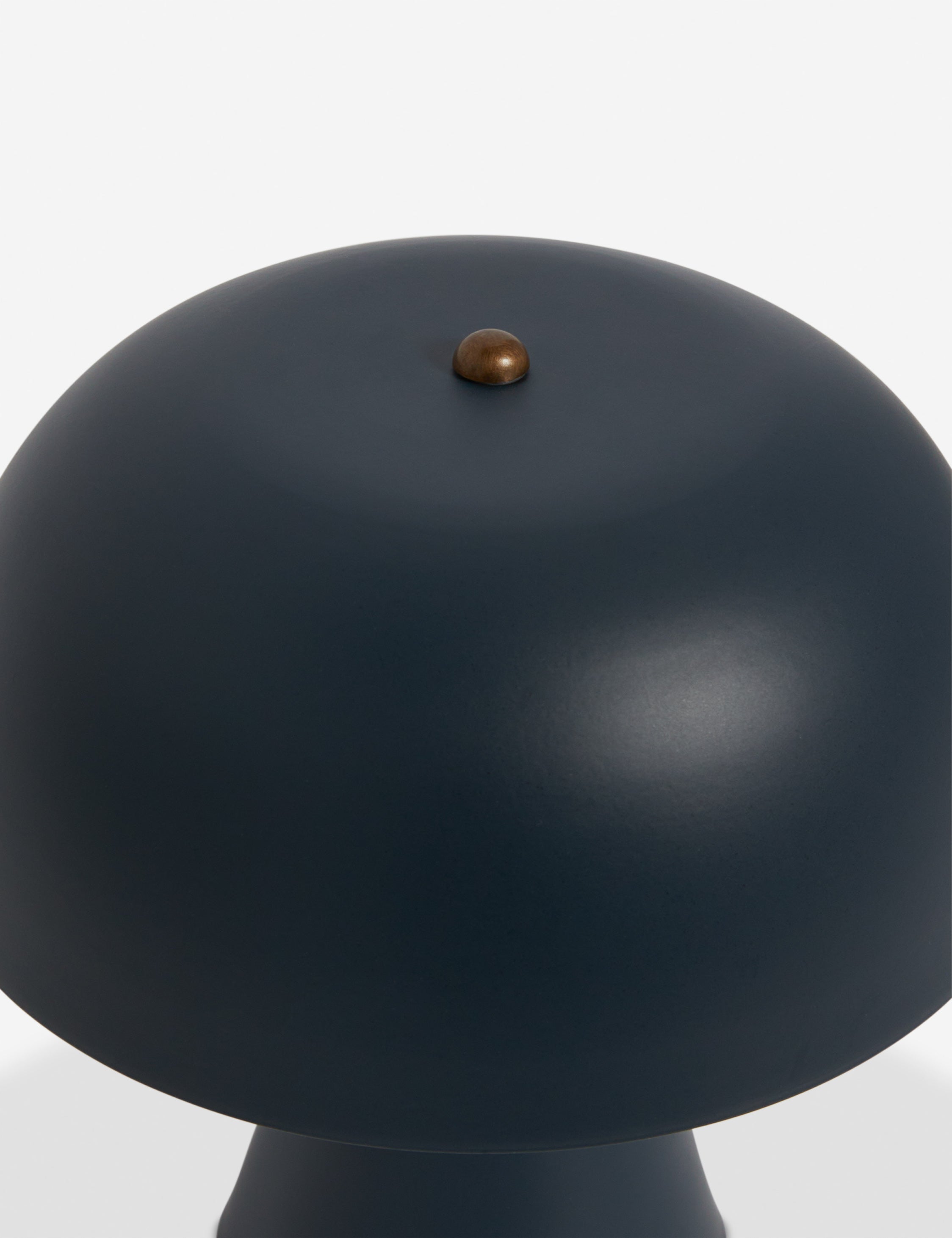 Wynter Cordless Table Lamp | Sleek, Portable Design