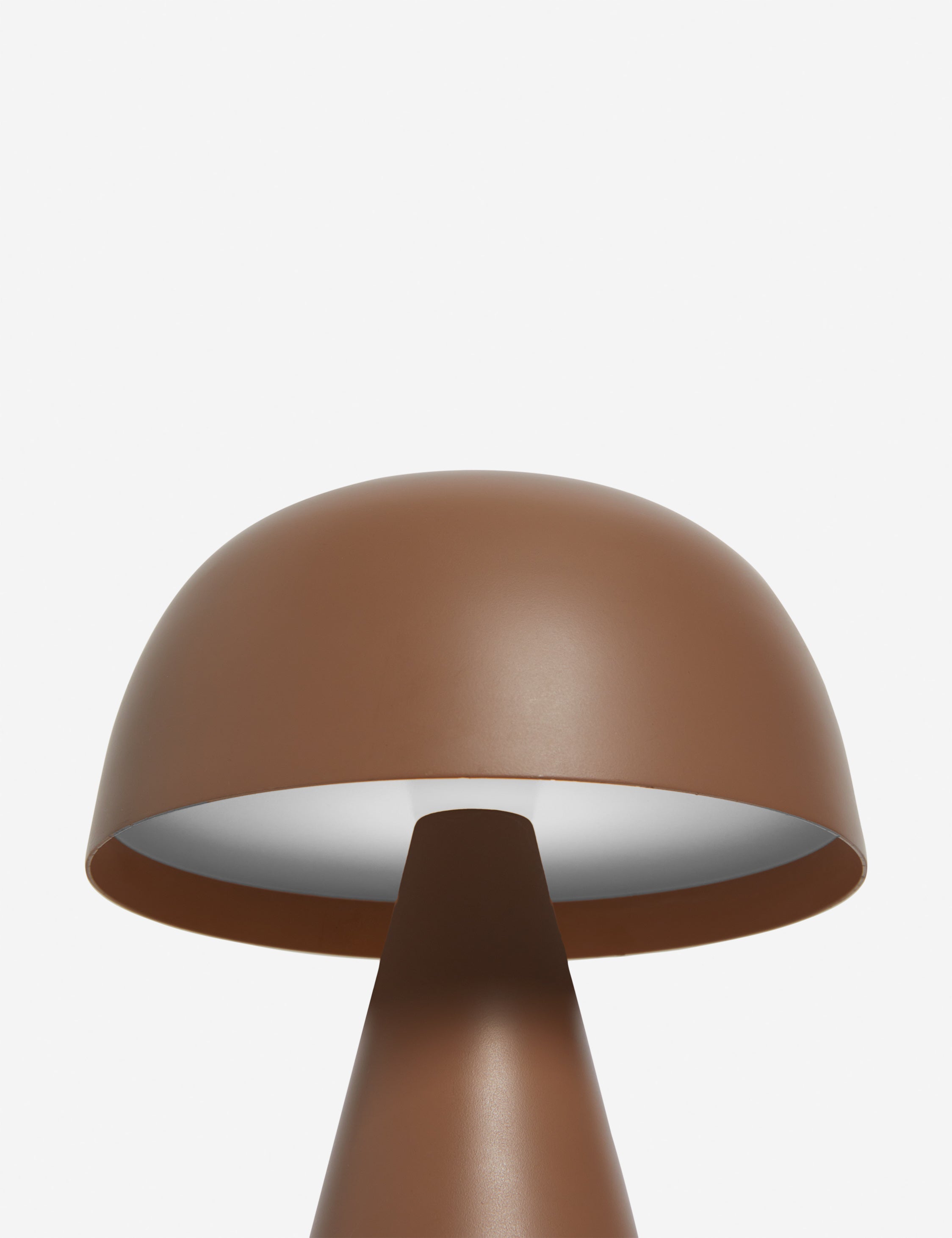 Wynter Cordless Table Lamp | Sleek, Portable Design
