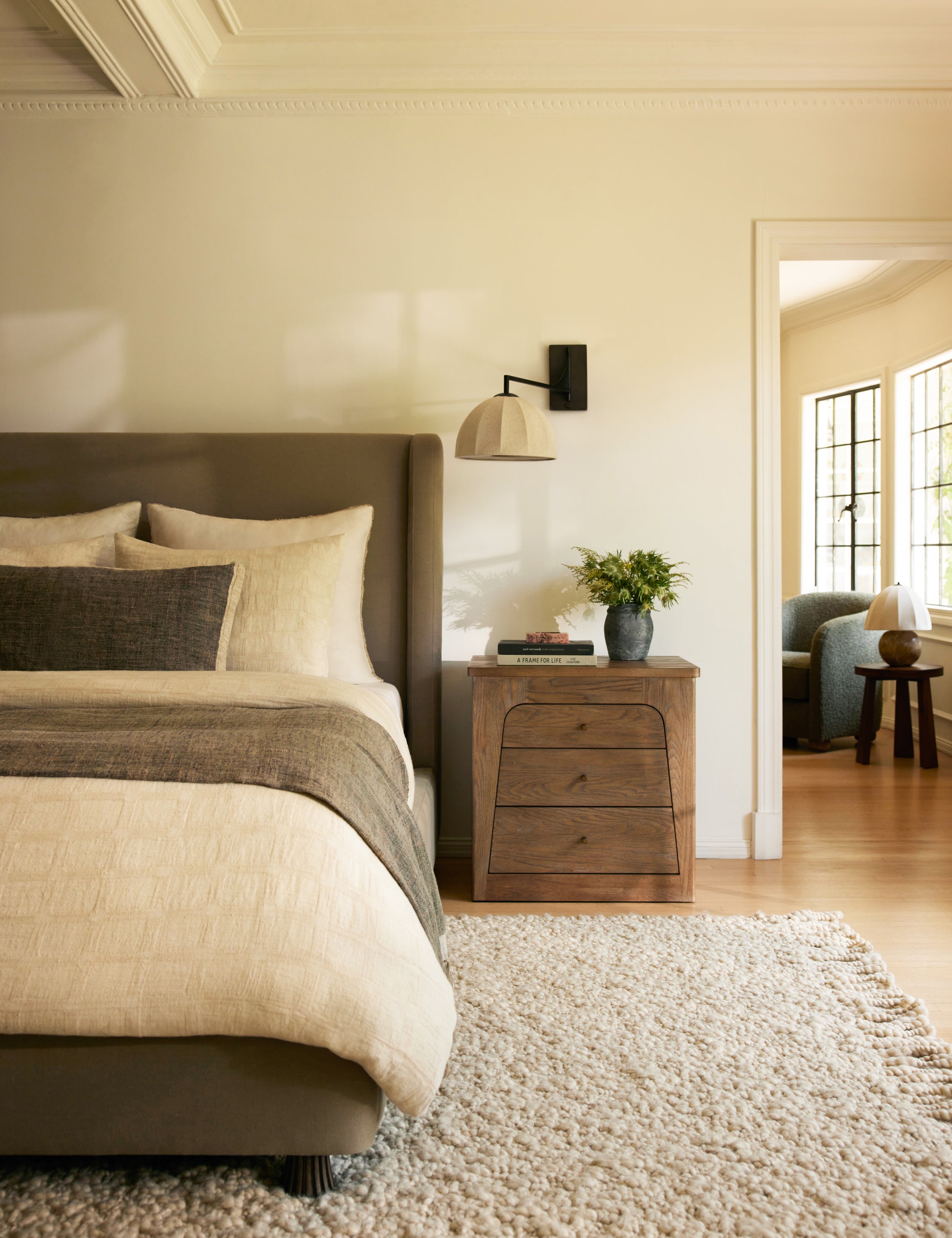 Fino Handwoven Wool Rug | Chunky Pile, Plush Fringe
