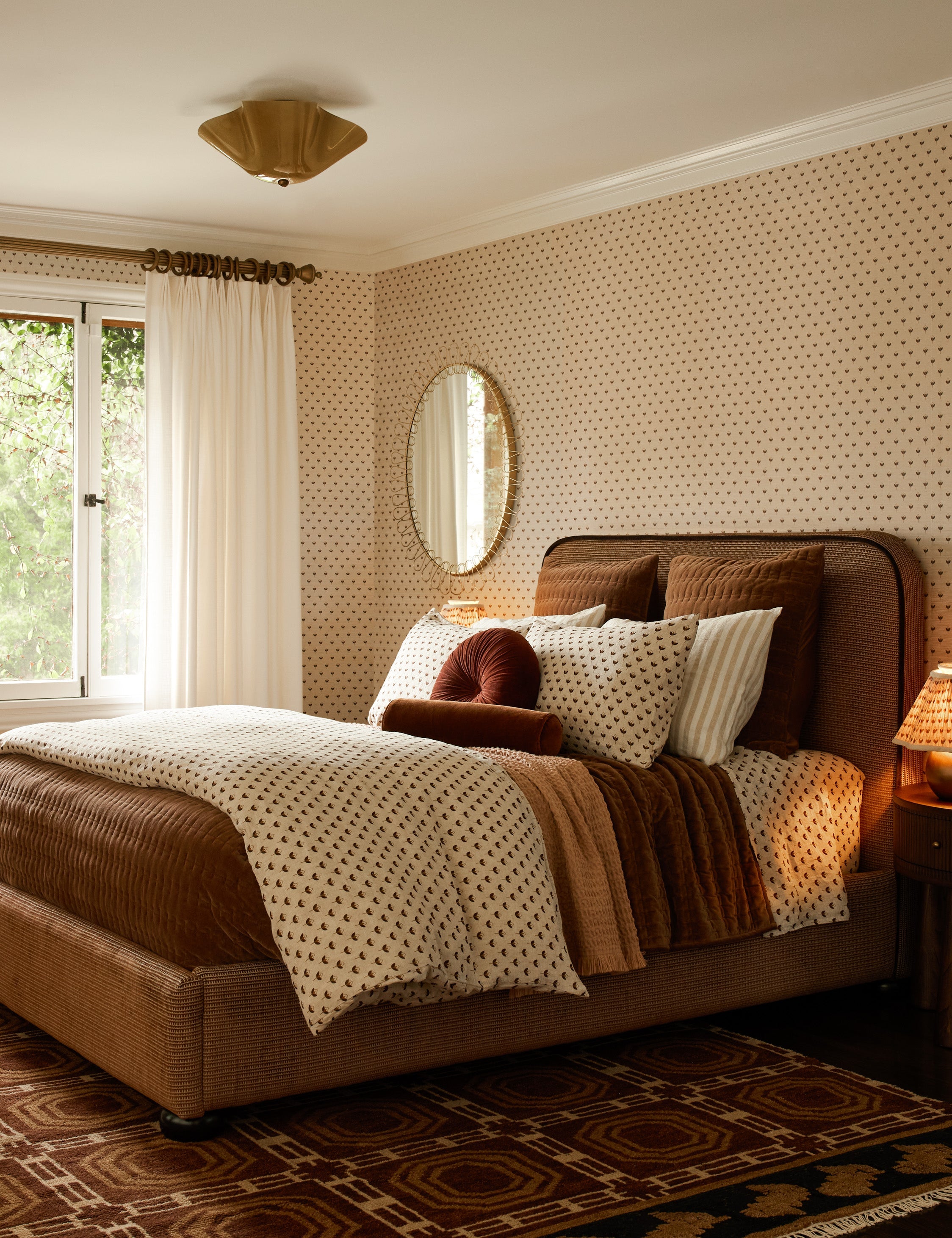 Pivo Duvet Cover | European Flax Linen, Timeless Floral Design