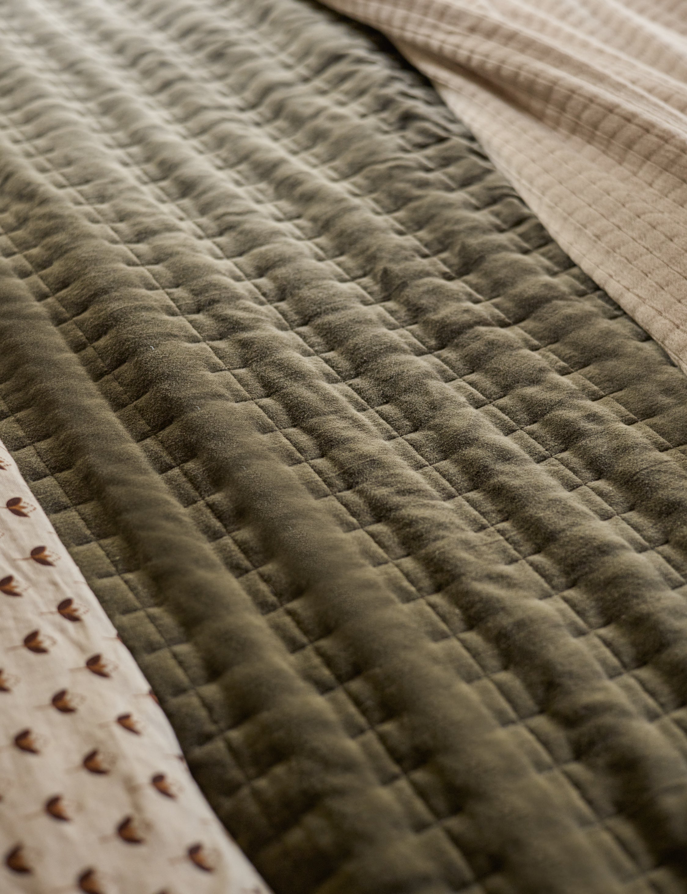 Aveline Velvet Quilt | Luxurious Textured Bedding