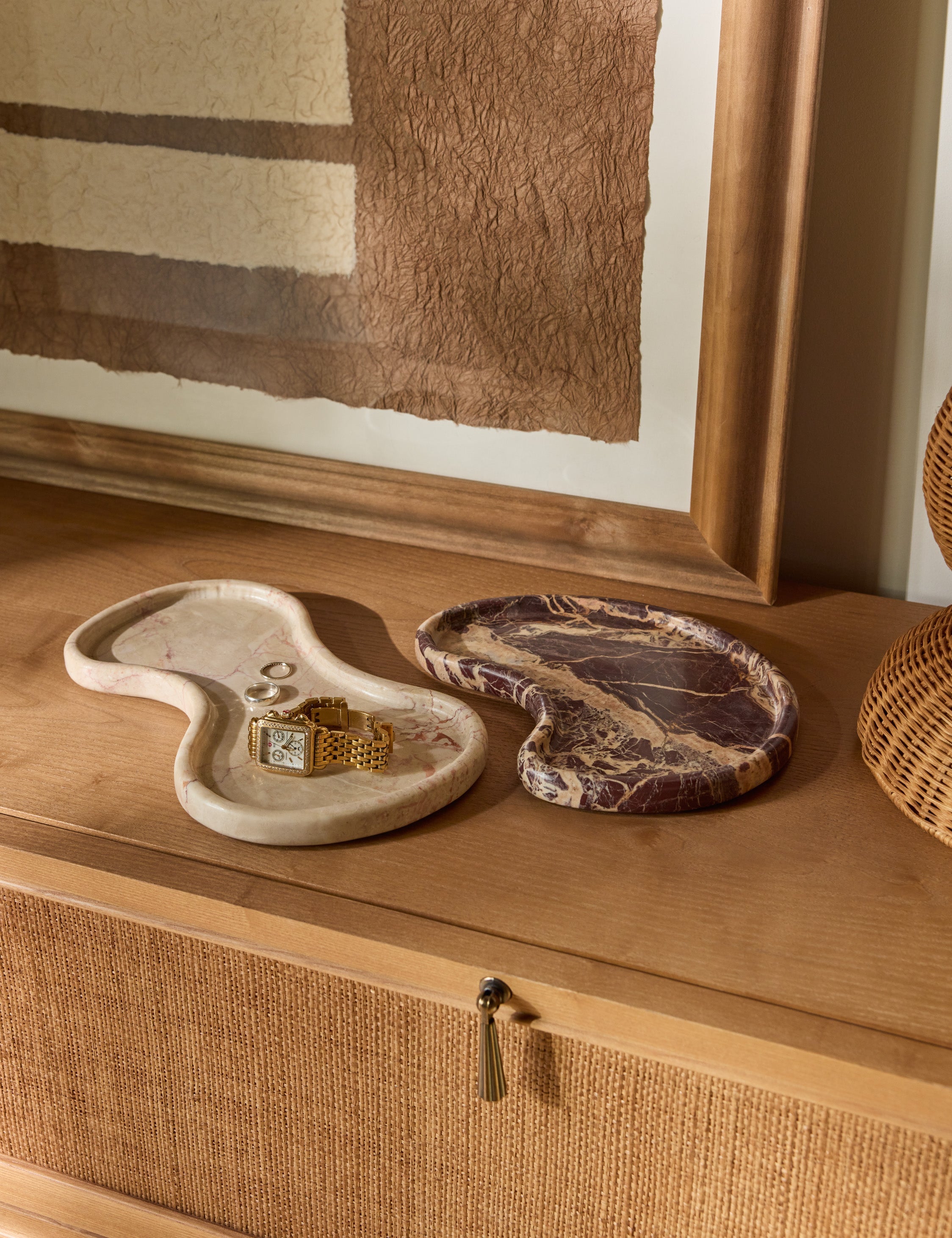 Sora Marble Tray Set | Organic Shape, Dramatic Veining