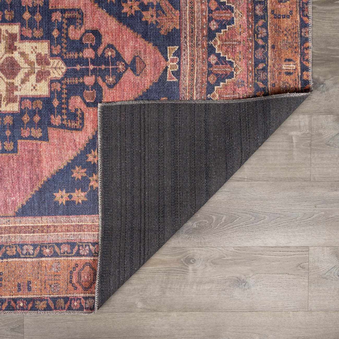 Brielle Vintage Flat Pile Rug  Machine Washable, 100% Polyester