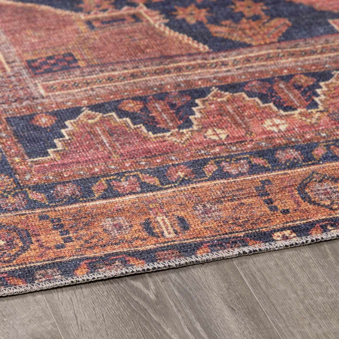 Brielle Vintage Flat Pile Rug  Machine Washable, 100% Polyester