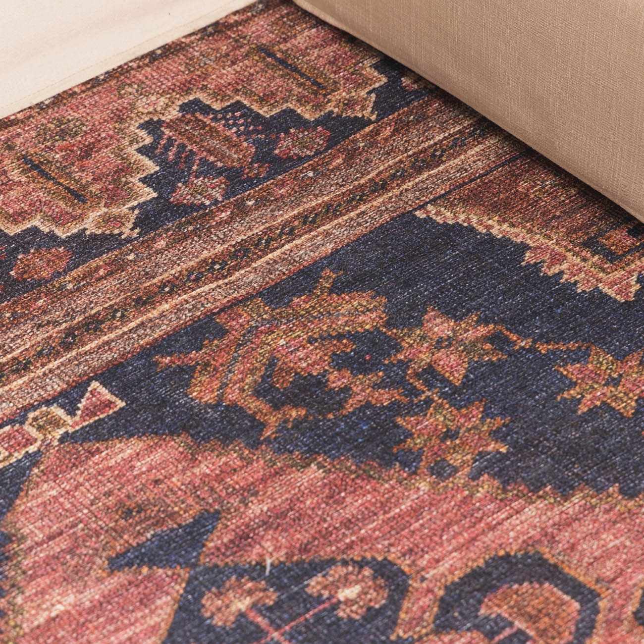 Brielle Vintage Flat Pile Rug  Machine Washable, 100% Polyester