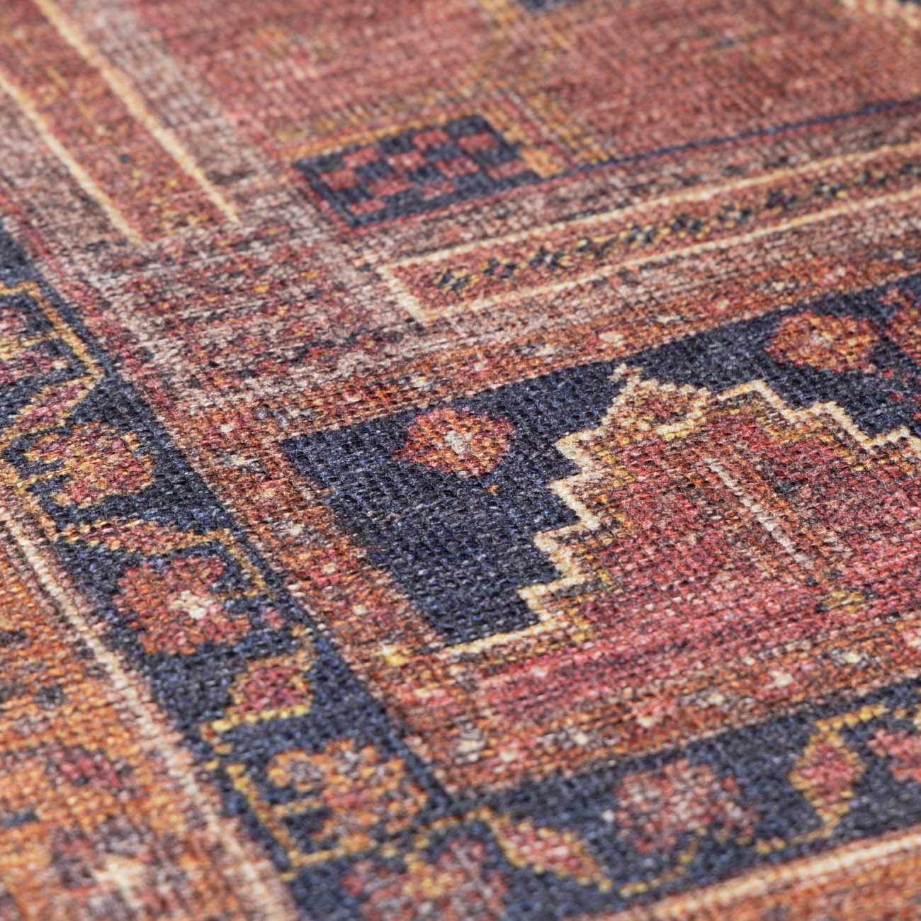 Brielle Vintage Flat Pile Rug  Machine Washable, 100% Polyester